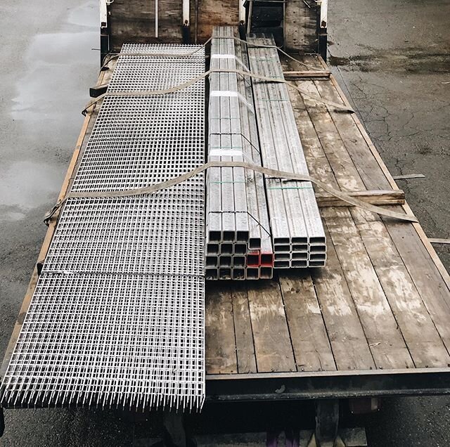 Do you need HSS or stainless catwalk grating? This load is on its way to our clients, which could be you. Give us a call or stop by Monday to Friday for all your steel needs