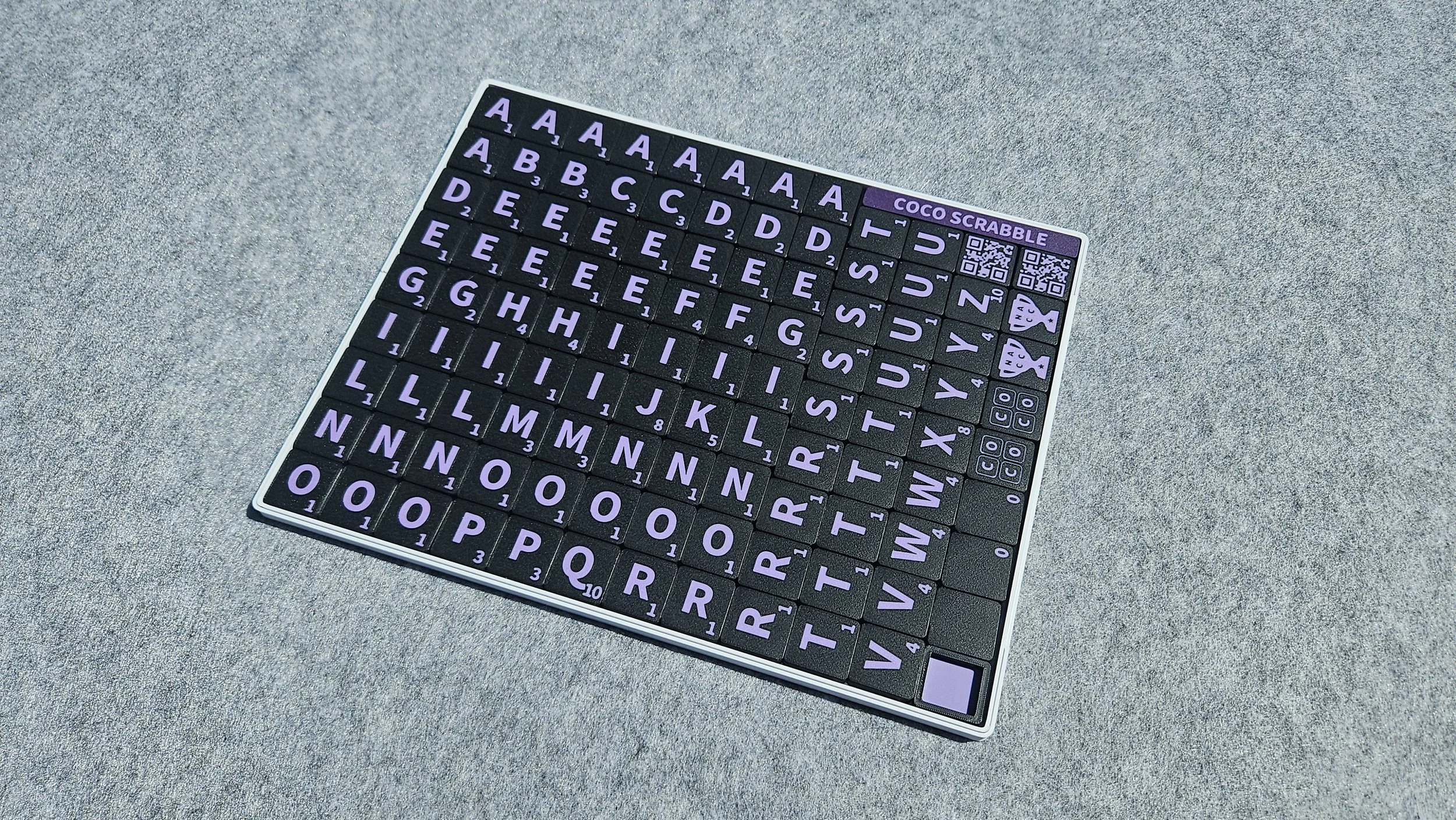 tiles_lav_on_blk.jpg