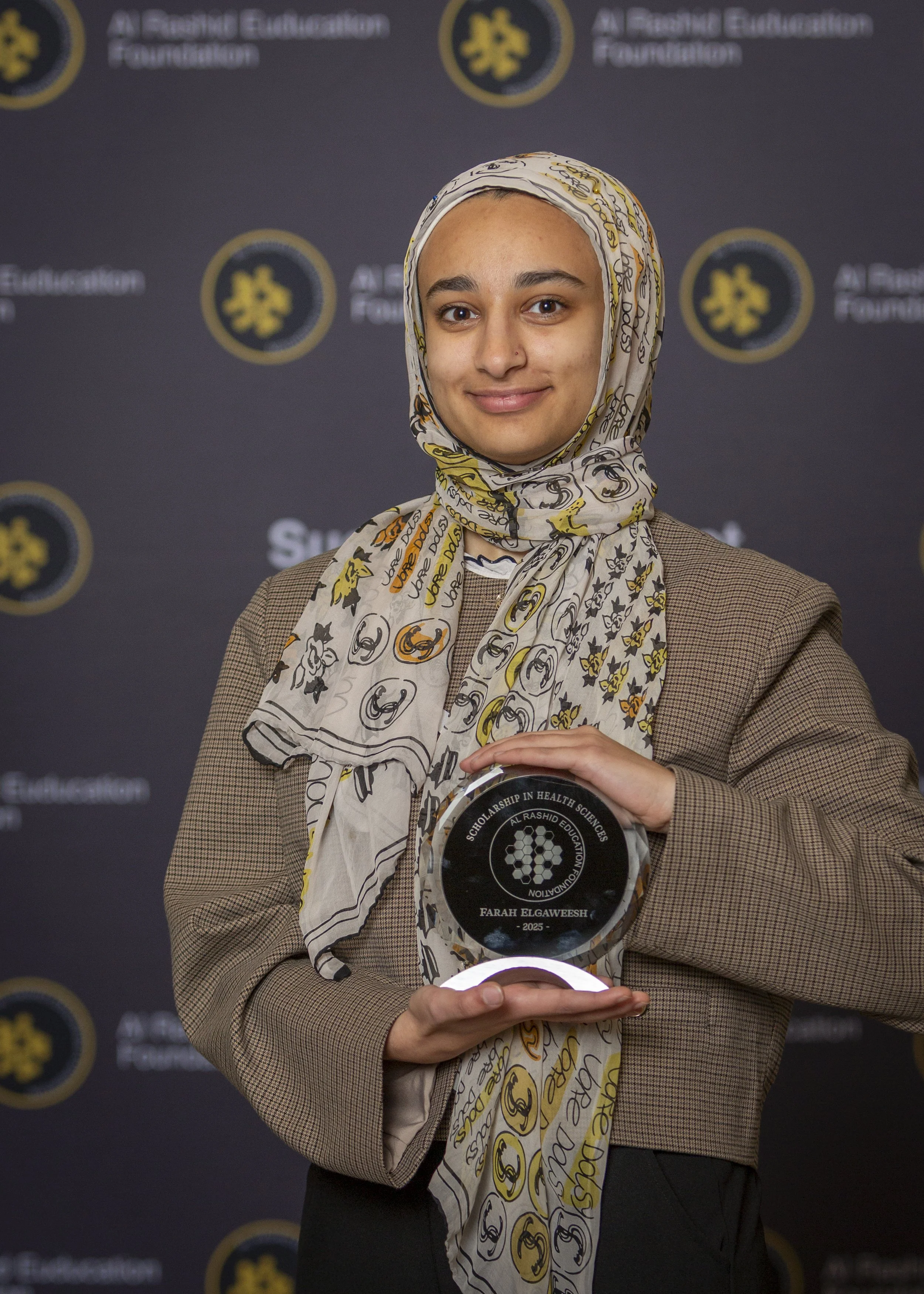 Farah Elghaweesh 2.jpg