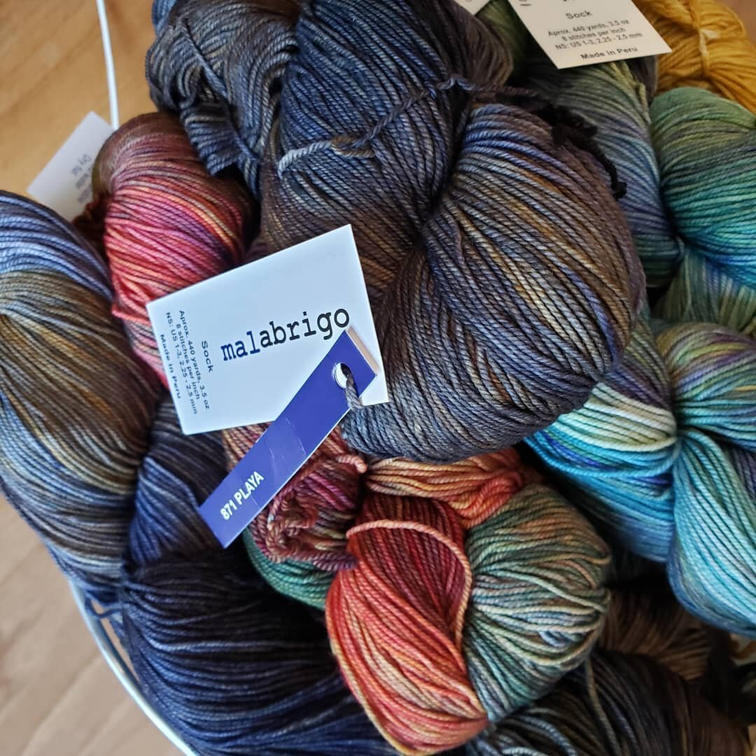 The shop will be opening later today at 1:30pm. - 4pm.
Sorry for the inconvenience.