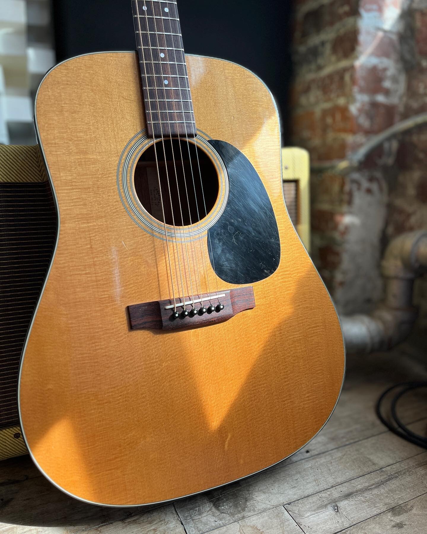 Is it just me or does everyone stick their nose in the sound hole before playing a nice acoustic to smell the wood? #martind18 #martind28 #martinguitar #richmohoganyandleatherboundbooks #acousticguitar #neilyoung #recordingstudio #vintageguitar #reco