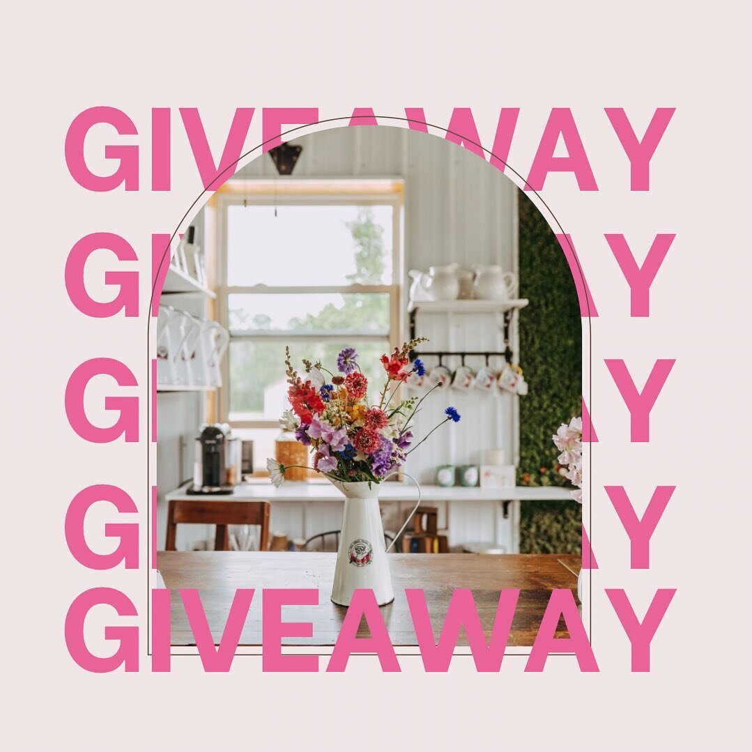 End of season giveaway! 

We are so thankful for an amazing season &amp; we couldn&rsquo;t do it without all of you! We are cutting everything left in the garden and giving it all away in bouquets &amp; arrangements!
Contest closes Thursday September
