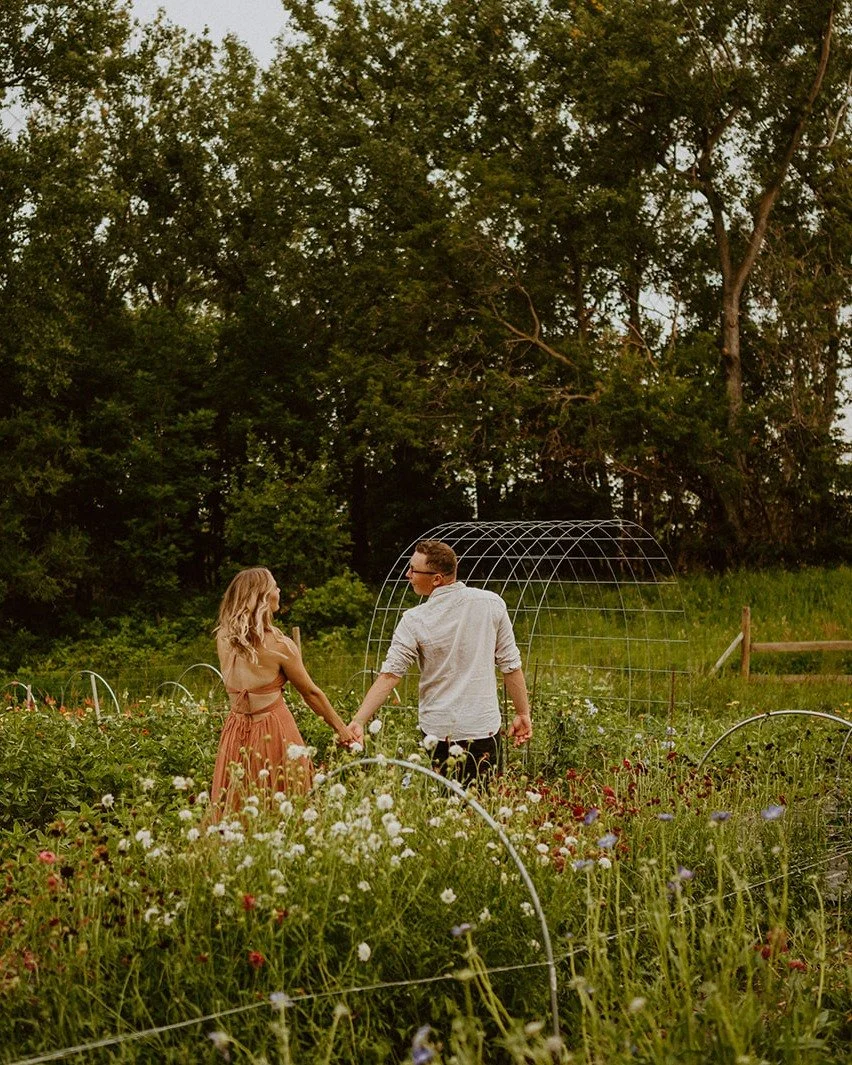 The 2026 Photoshoot schedule is officially live! 
From the enchanted fern forest to the river, flower fields, and open meadows- each space offers a unique shot! Soft light, natural backdrops, and acres of room to capture something meaningful. Our far