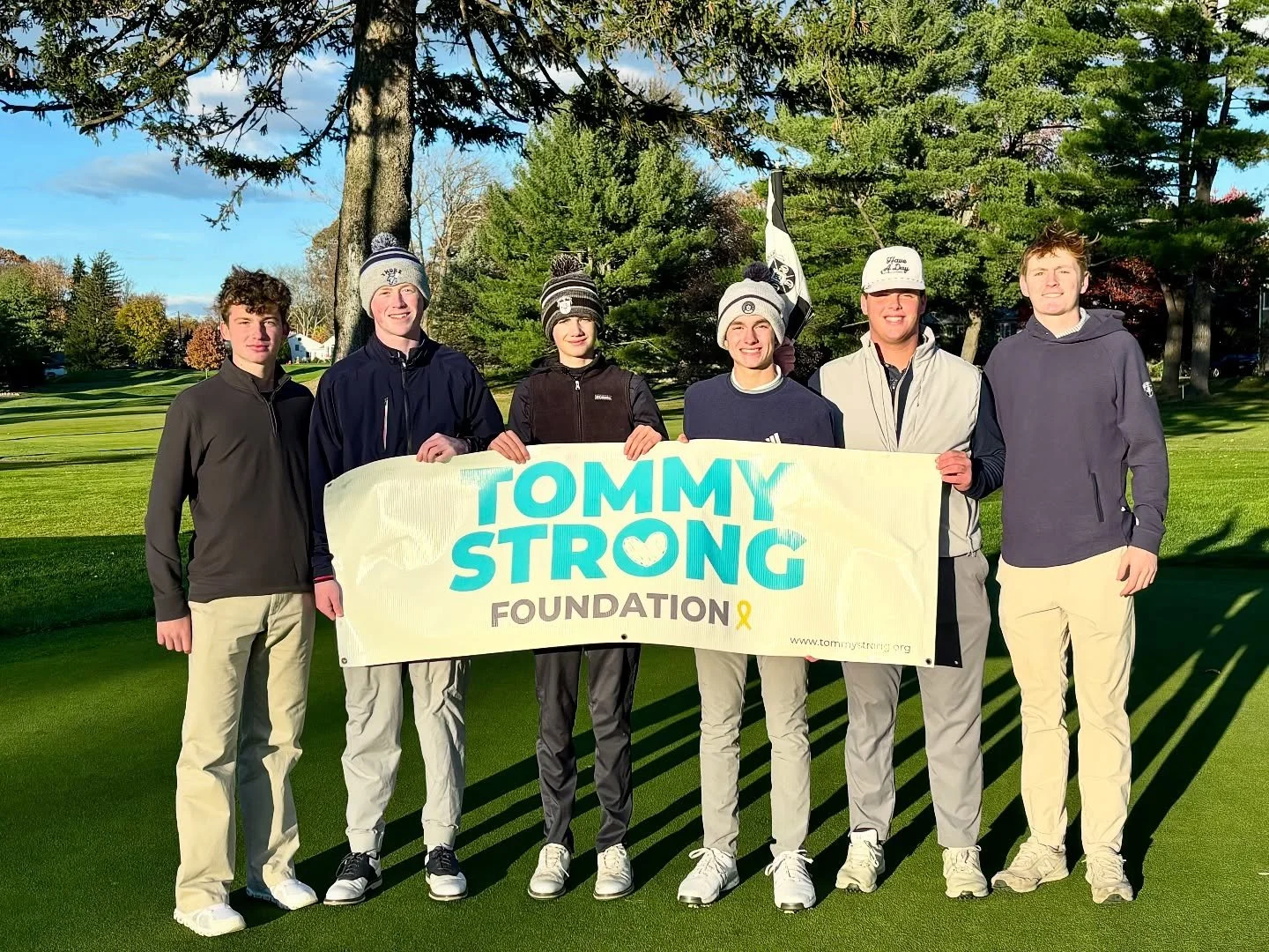 A huge thank you to @ramseyhsdeca and seniors Owen Farley, Owen Morycz, and Hudson Ferrando for organizing a fantastic golf outing to benefit the Tommy Strong Foundation earlier this month! From sponsors and prizes, to thoughtful player gift bags, ev