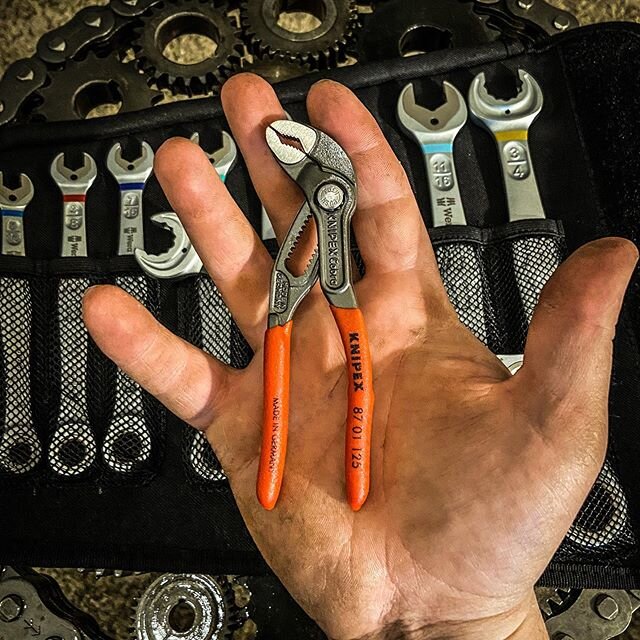 I think I got carried away...
*
*
*
*
#tp5bloadout #knipex #knipexcobra #knipexminis #channellock #channellocks  #wera #werajoker #germantools #germantool #hvactools #hvactool #handtool #handtools #tooladdict #tooladdiction #tools #weratoolrebels