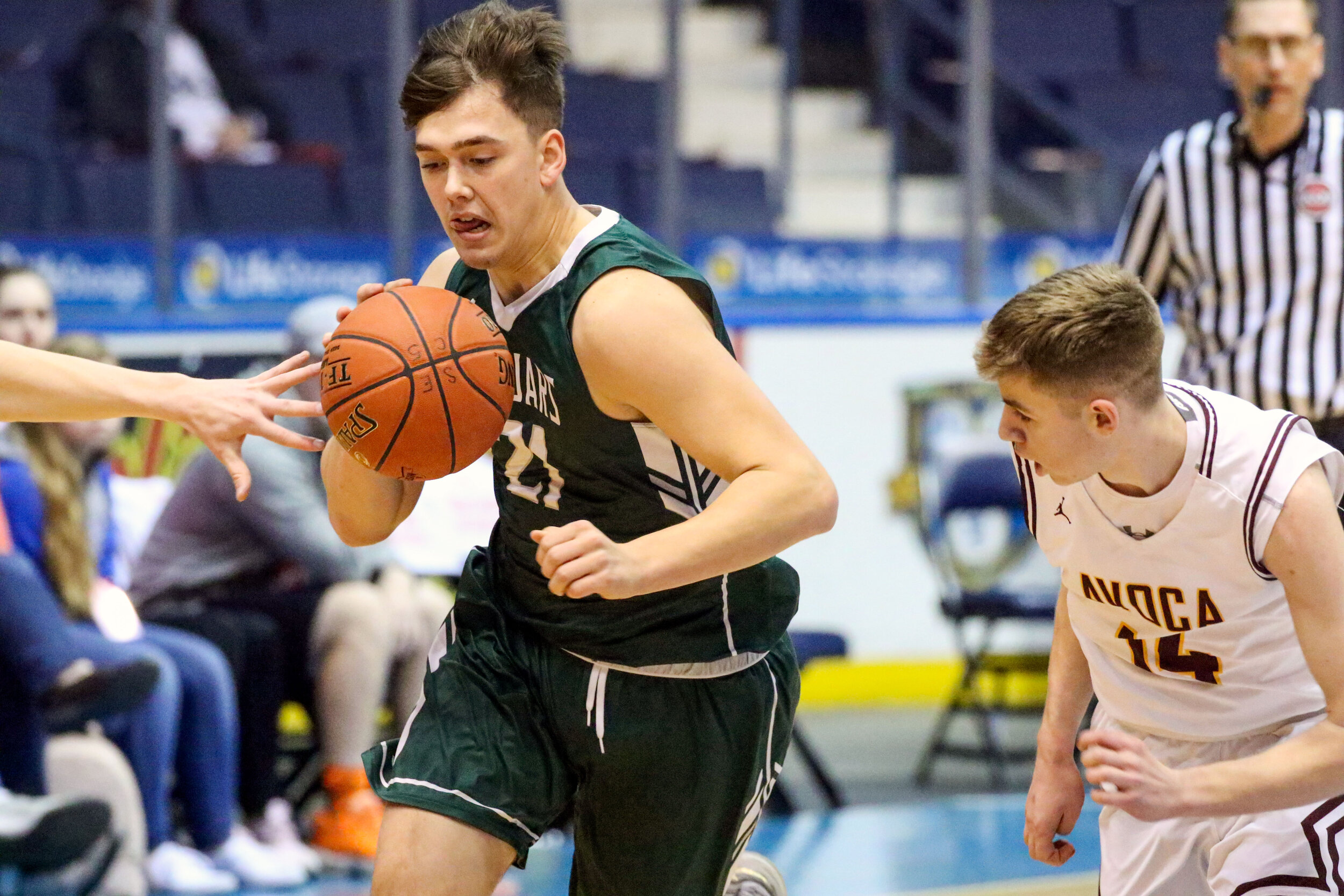  Genesee Valley senior Evan Windus (21) drives his way down the sideline against the Avoca defense during Saturday afternoon’s Class D1 Finals contest at Blue Cross Arena in Rochester. [Chris Brooks/WellsvilleSports.com] 