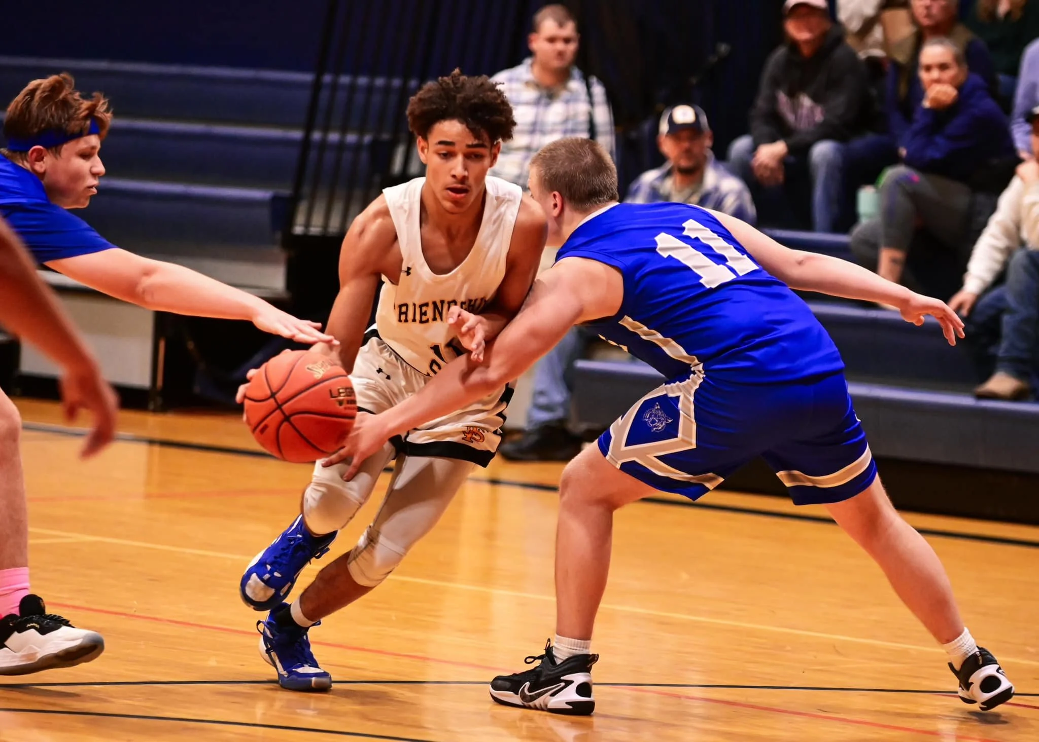 Scio Christmas Tournament opens with furious 4th quarter jaunt by Hinsdale as Childs, Barton pave path towards 36-27 victory for Bobcats over host Friendship/Scio in return to action
