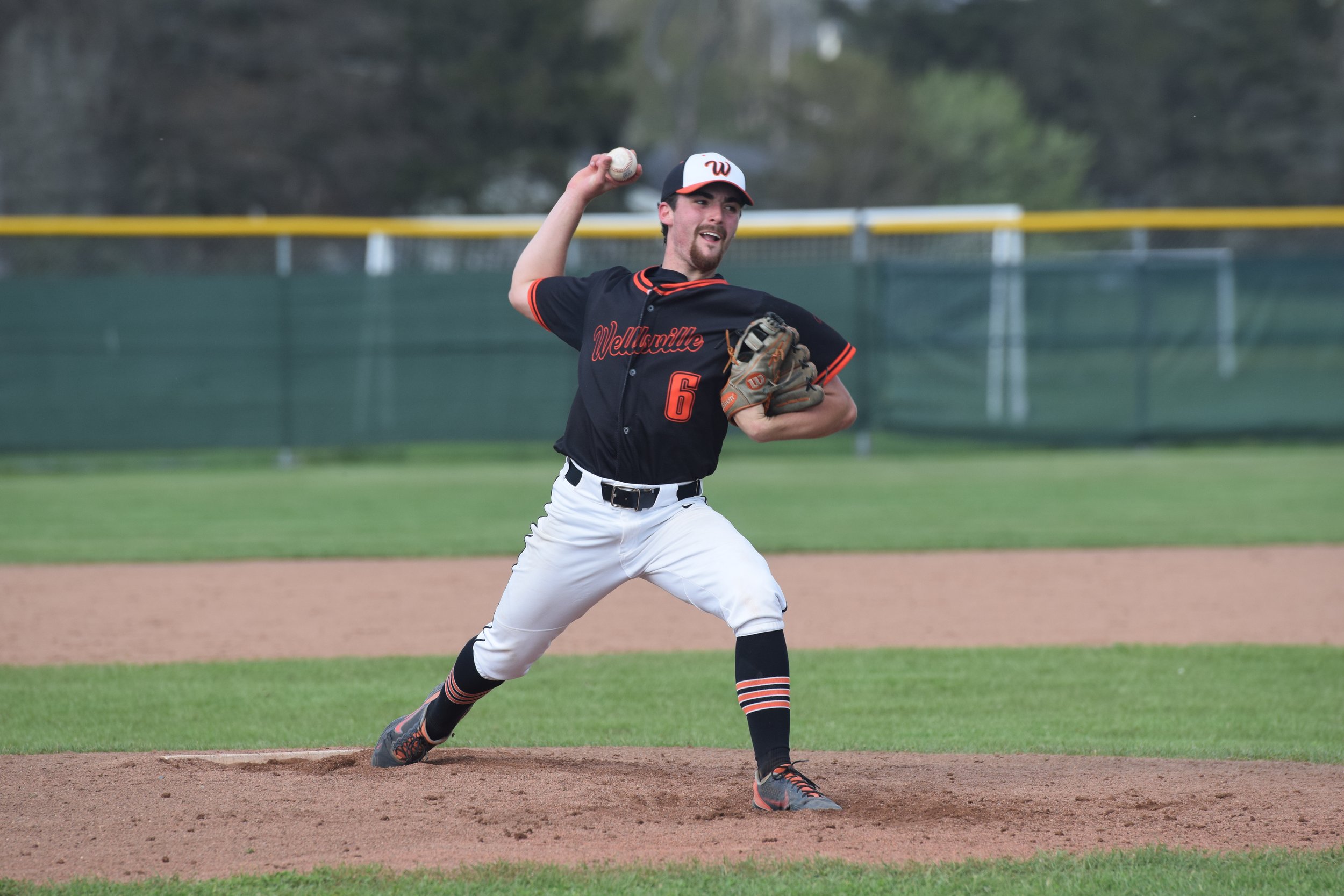 Hornell Cooper GOOD pitching.JPG
