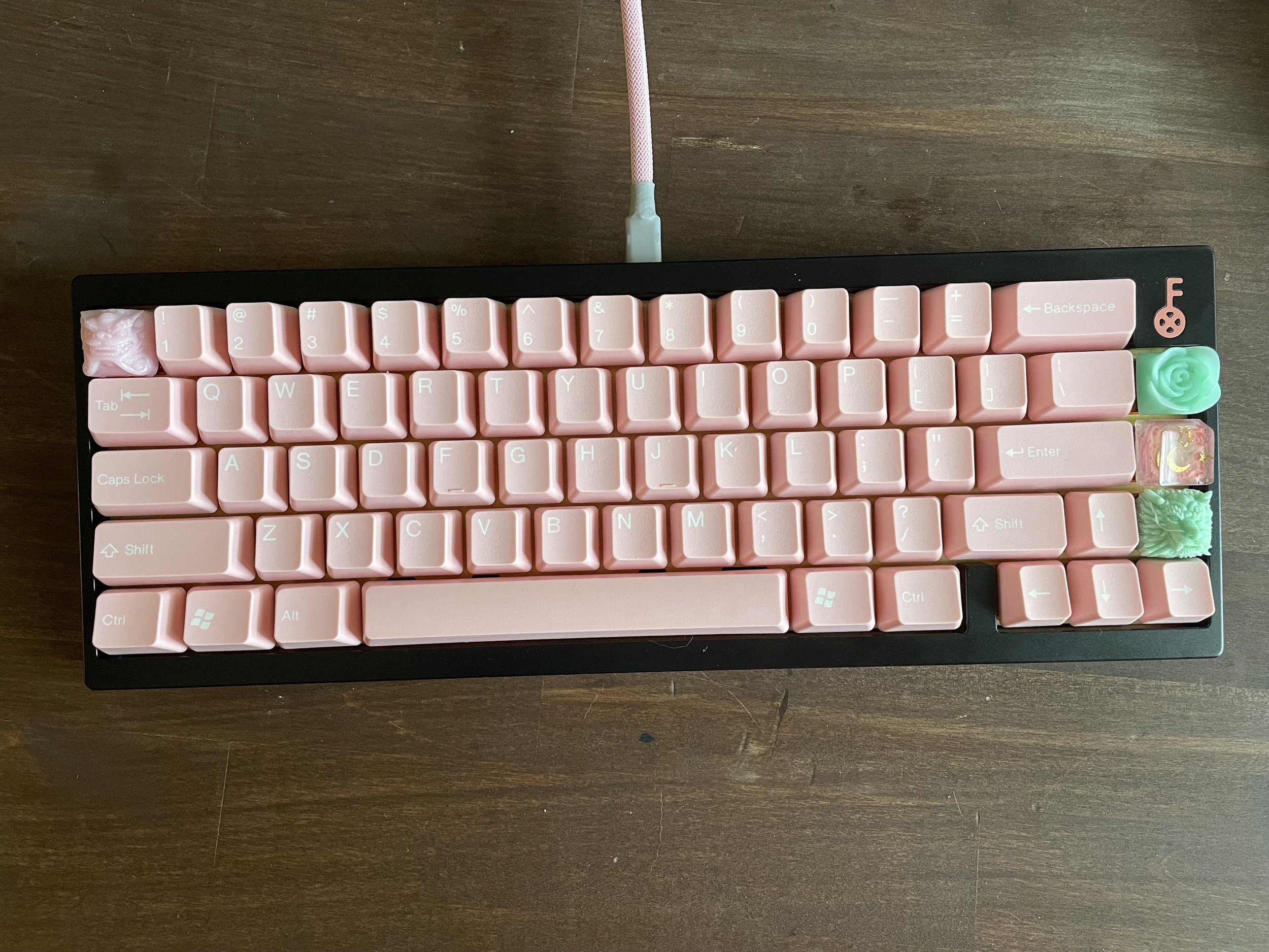  Black Key65 with Taihao Pink Love keycaps 
