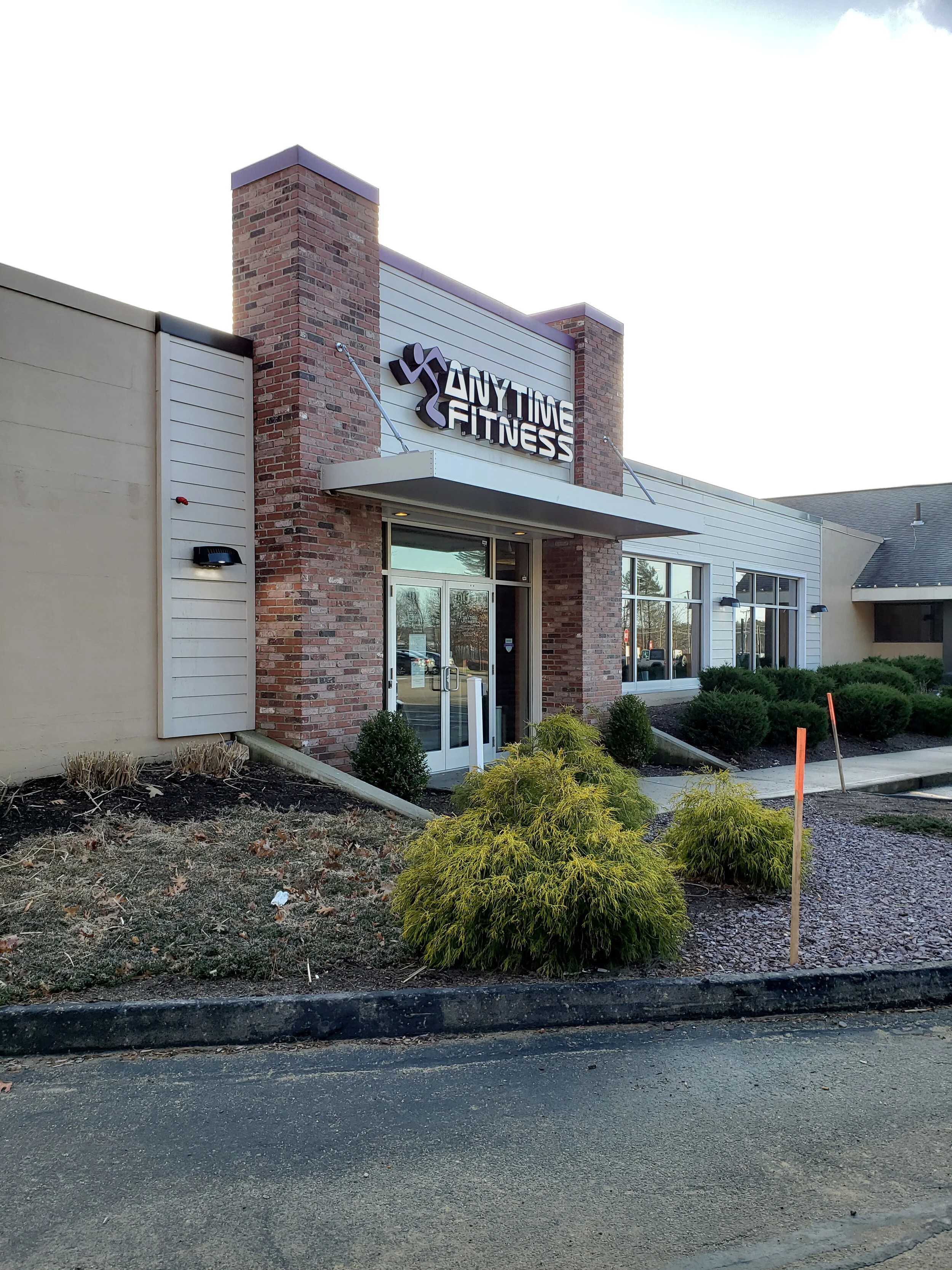 Exterior 3.jpg