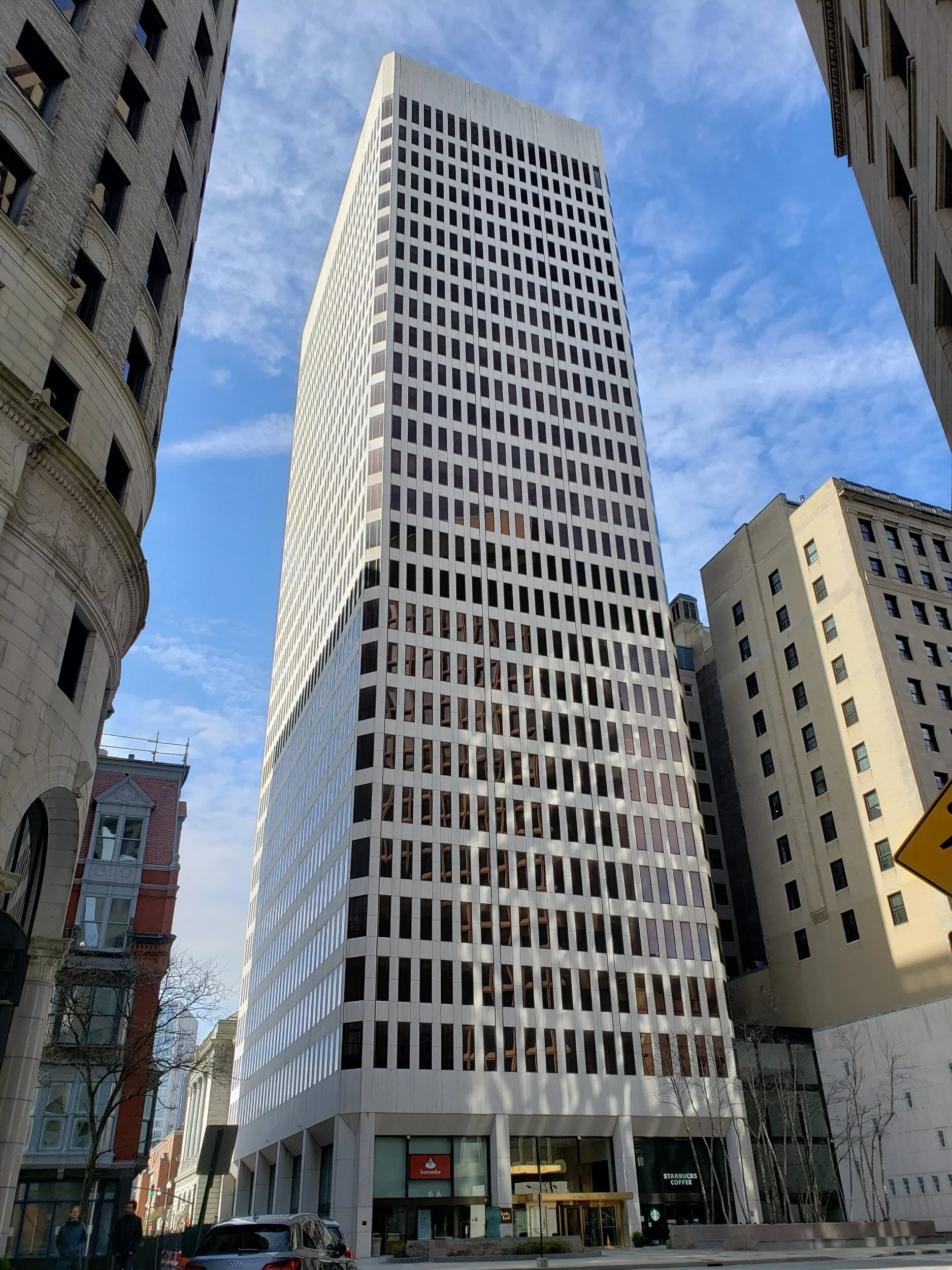 processed_onefinancialext1.jpg