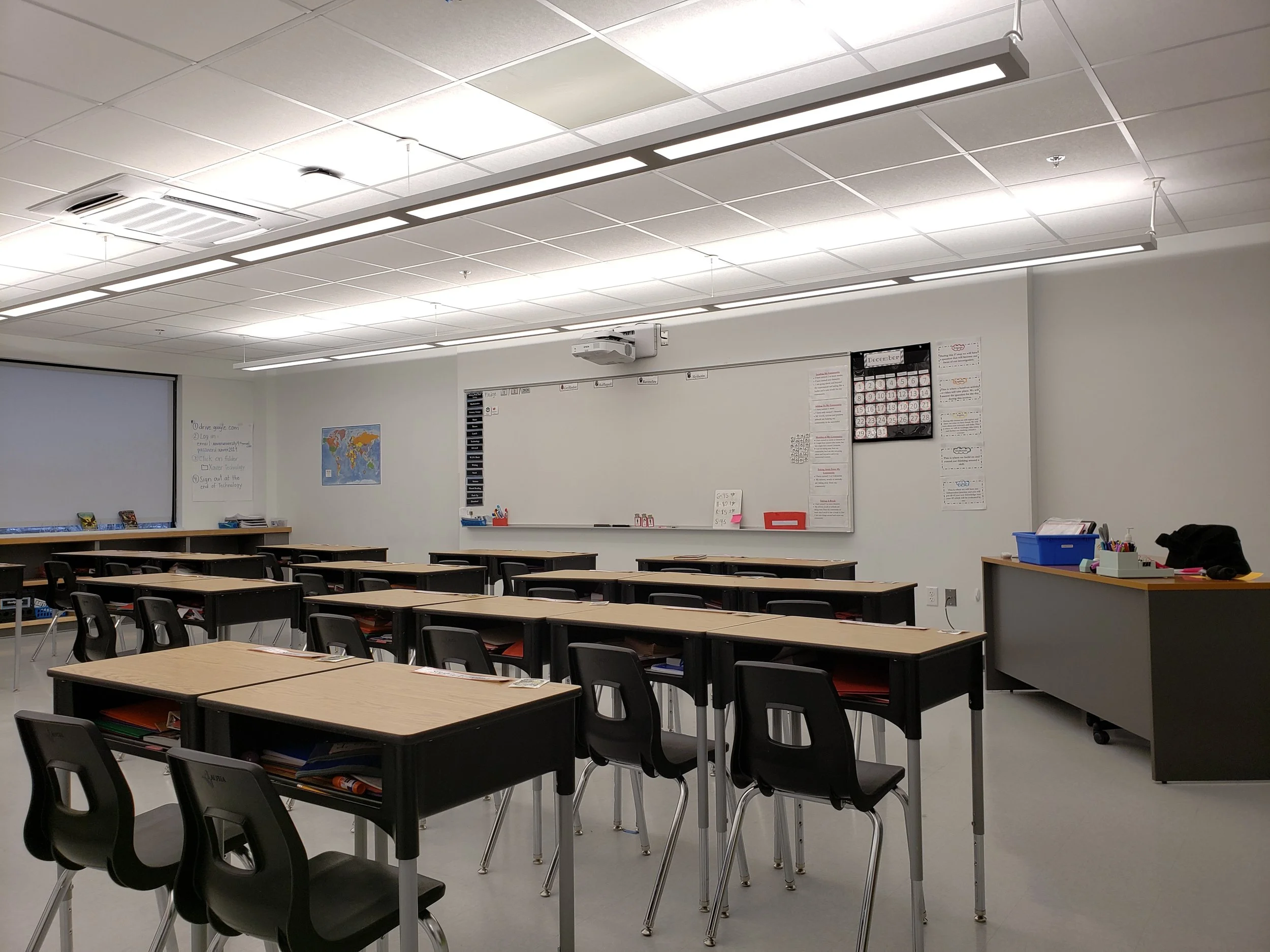 Classroom (4th Grade - 1).jpg