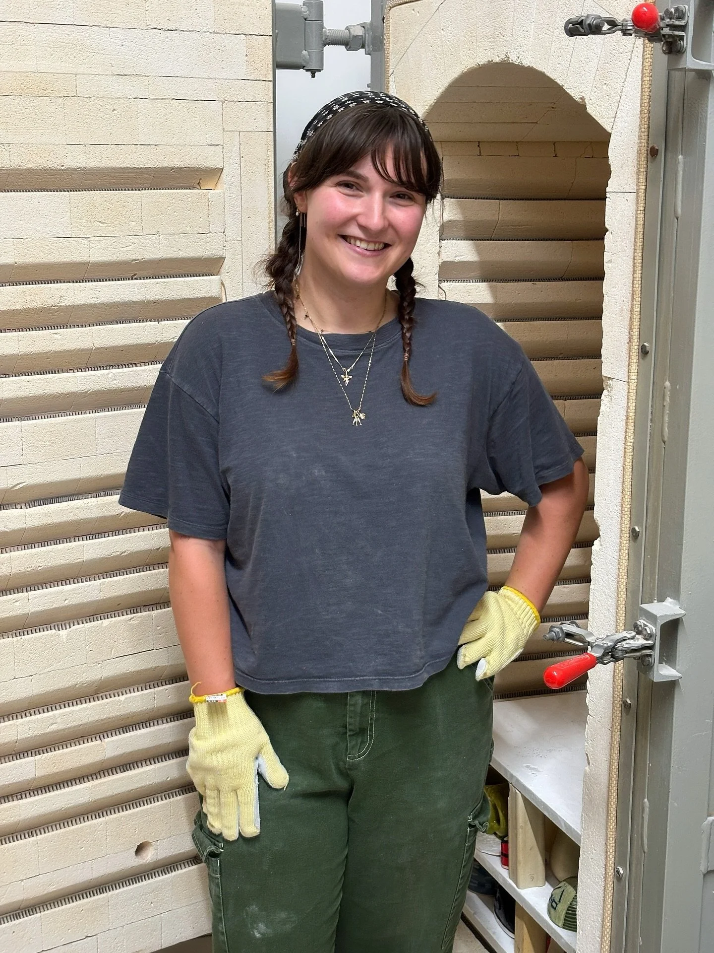 We are so excited to introduce you to Siri Burt, one of our Studio Techs at Clay Space! Siri is a photographer and ceramicist based in NYC with her BFA in Photography and Video from the School of Visual Arts and MA in Contemporary Art Practice from t