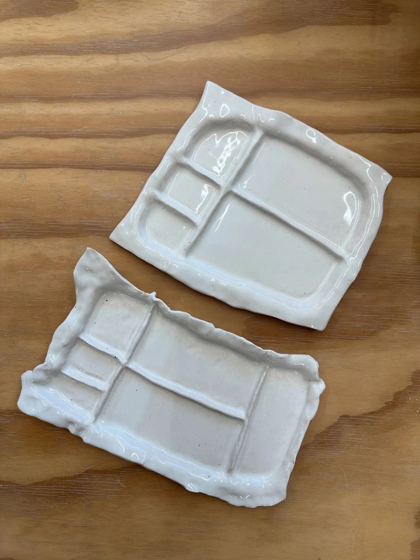 These fabulous pieces were made in one of our Handbuilding Try-Nights with instructor @jleehello !!!!! We have a Handbuilding Try Night coming up this Saturday, 10/11 from 7-9pm. Make something unique and learn how to work with clay for the first tim