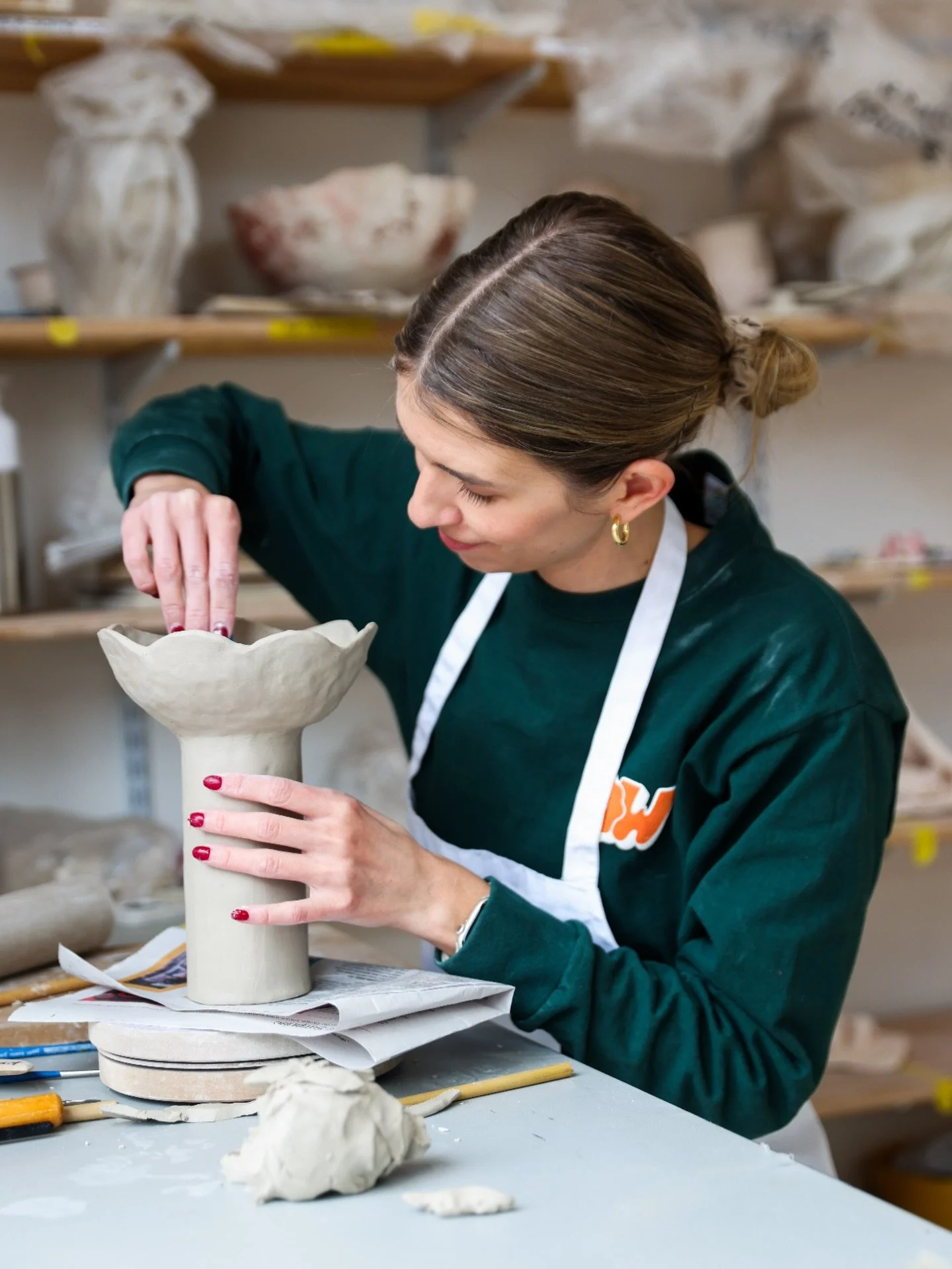 Welcome back from break! We are deep cleaned, organized and have empty kiln shelves to start off the year. So excited to hit the ground running in 2026 &hearts;️

Business hours are 10am-9:30pm (we close early on Sunday at 9pm) 

Non-returning studen