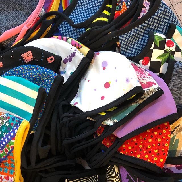 Sold Out for the moment, but will add more masks to my Etsy as soon as I can sew them! 💙💓💙💓💙 Much gratitude to the folks who are keeping my little biz (me) afloat right now! Also working on some FaNcYyyy styles and will add some small ones for k