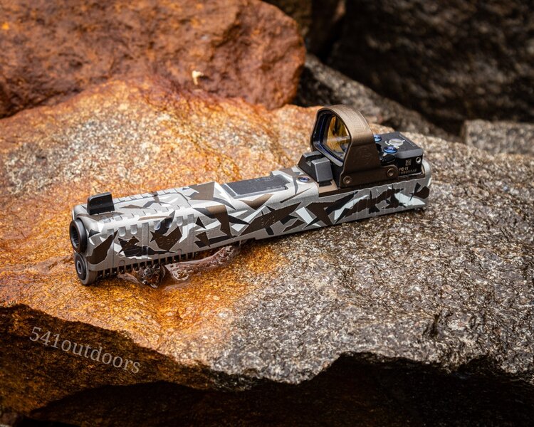 Feat of the Week: The Splinter Camo Glock — The McCluskey Arms Company