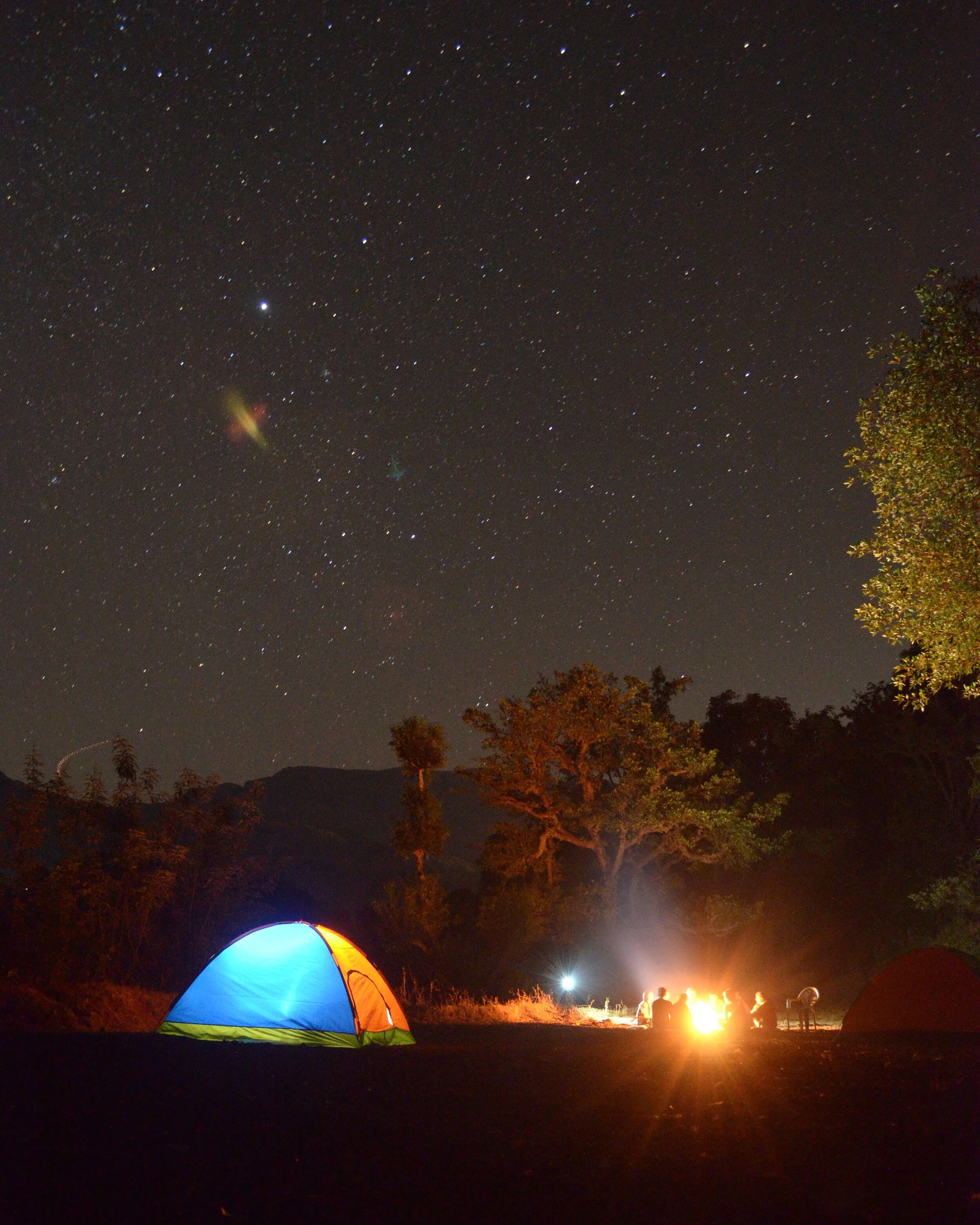 astronomy-bonfire-camping-712067.jpg