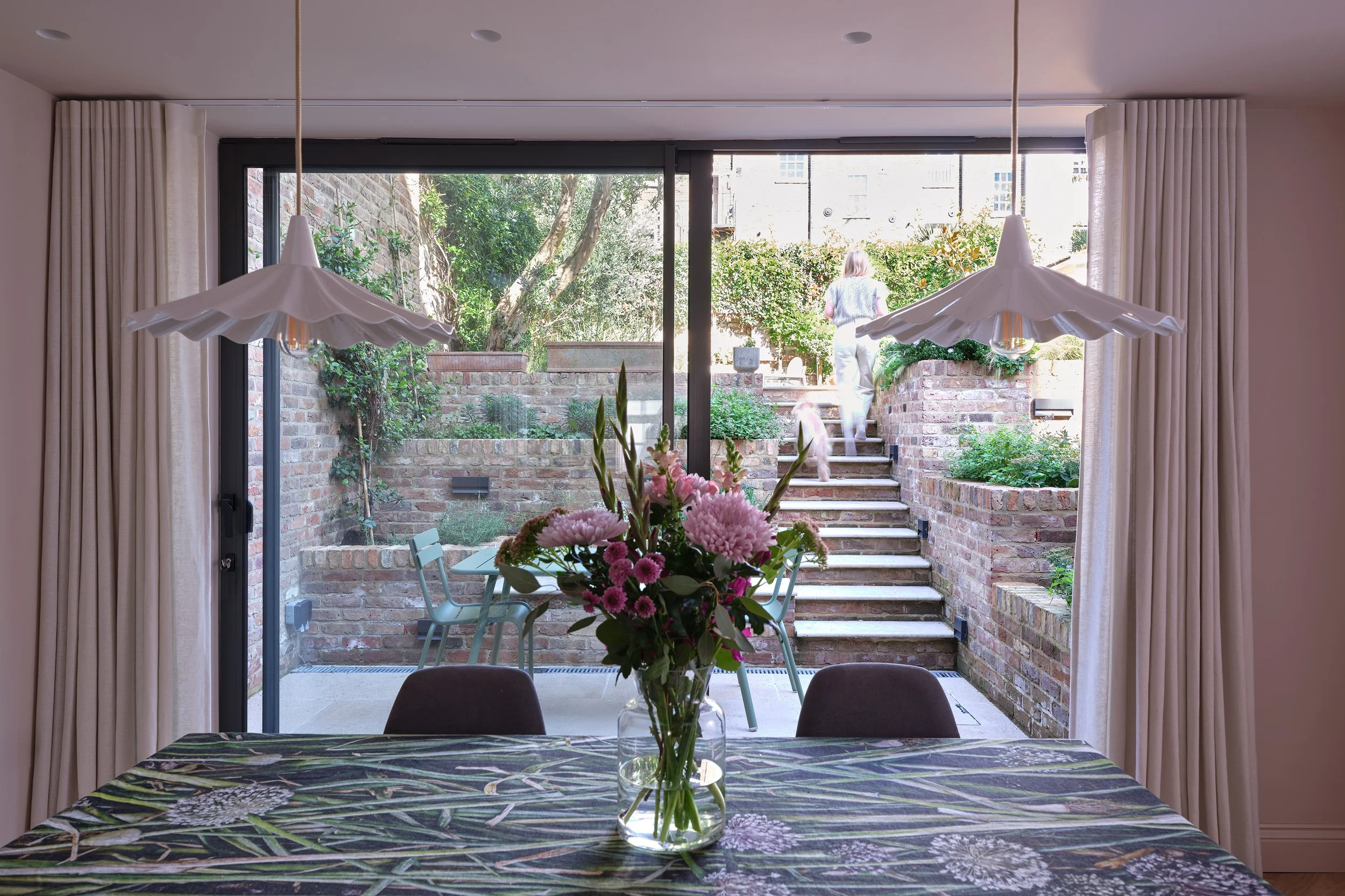 Victoria and Mark_08.jpg