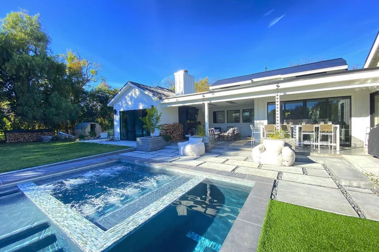 Modern Home with Pool