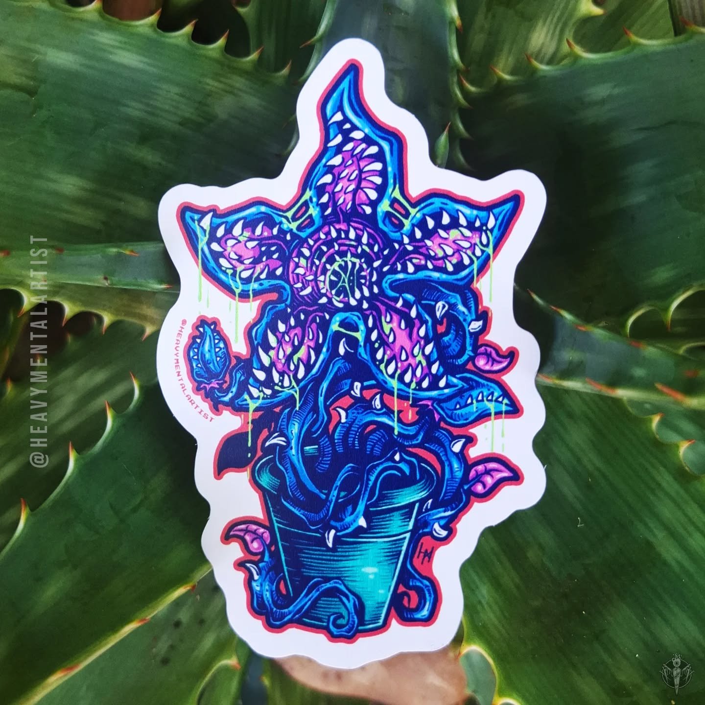 👁 Demo Fly Trap ( Demoplantisicus ) Stickers 👁

New stickers of my Stranger Things demogorgon plant creature thing available at upcoming conventions! 

Cheers to @stickittothaman, check it out if you want some awesome quality stickers.

💀 THE HEAV