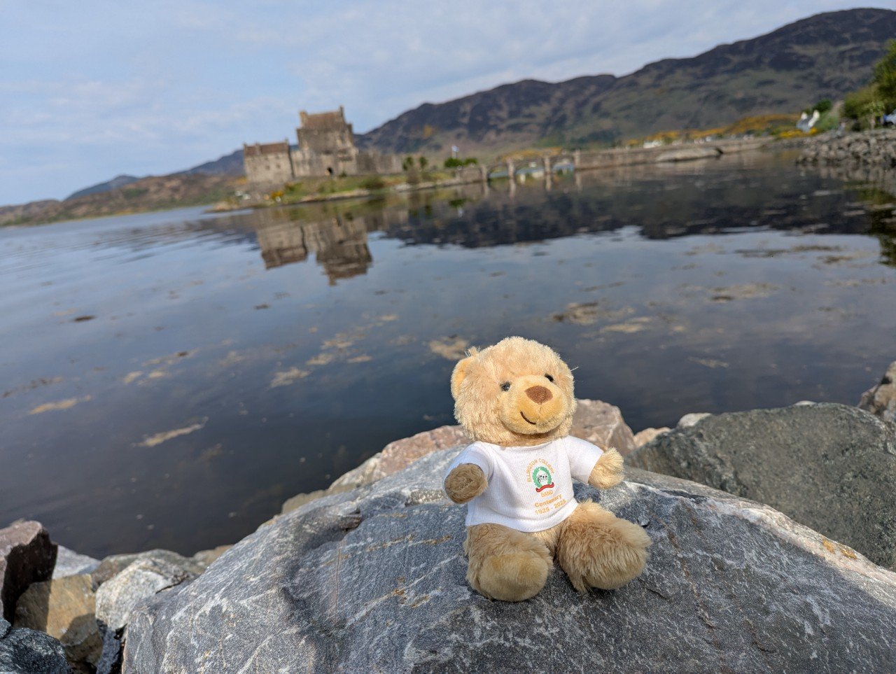 How do we get to Eilean Donan Castle? Ellie can't swim.