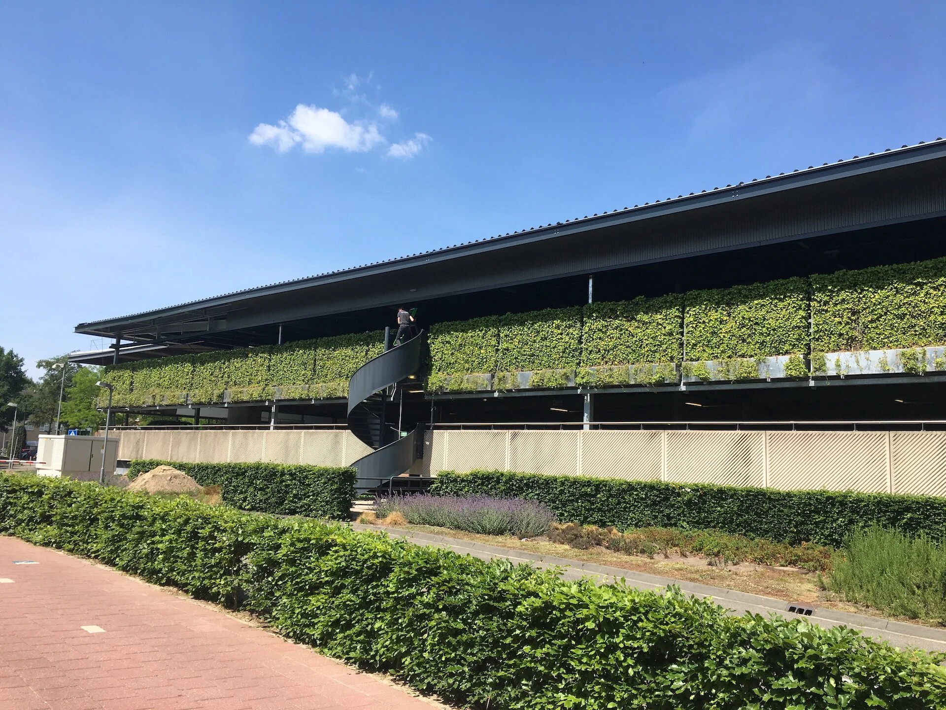 parkeergarage-gelderse-vallei-nieuw-dak-gevel.jpeg