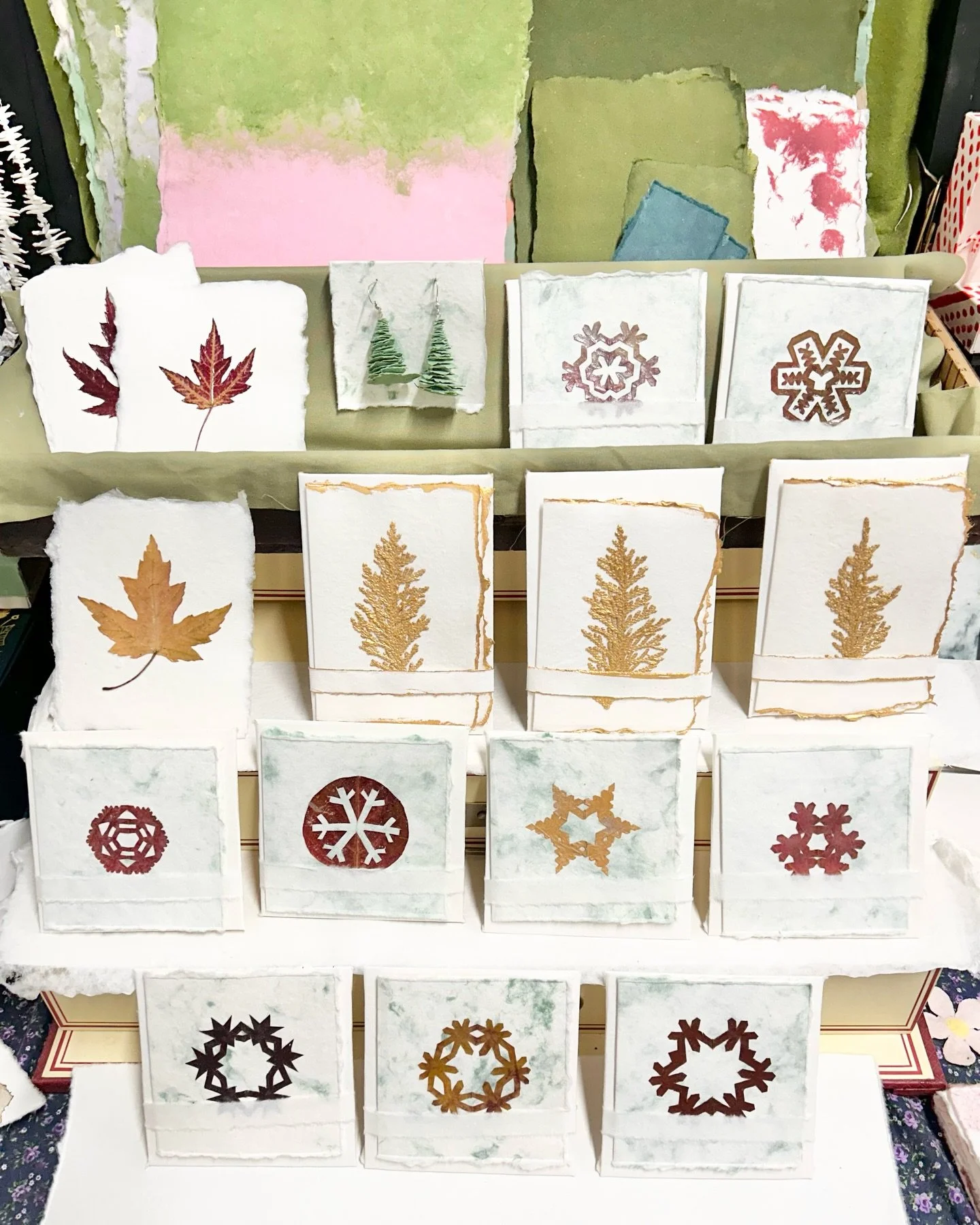 You had enough or you thirsty for more? Catch me this Saturday for Studio Night tha SEQUAL. Get your grubby mits on some last minute cards and paper goods including paper jewelry and other odds and ends. Swing by @700bryden this Saturday 12/20 from 5