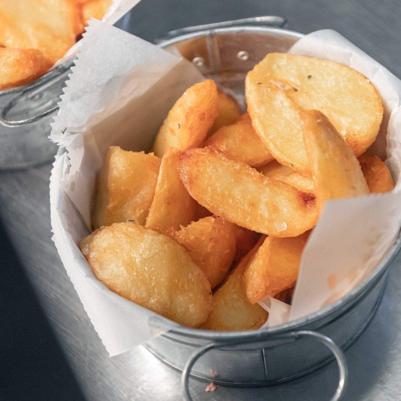 Three times the cook, three times the crunch. 🥔🔥 

📸: @domphotography1 
👨&zwj;🍳: @ianpughie 

#TripleCookedPerfection #CrispyGoals #FoodieHeaven #herefordshire #wigmore #shropshire #smallbusiness #restaurant