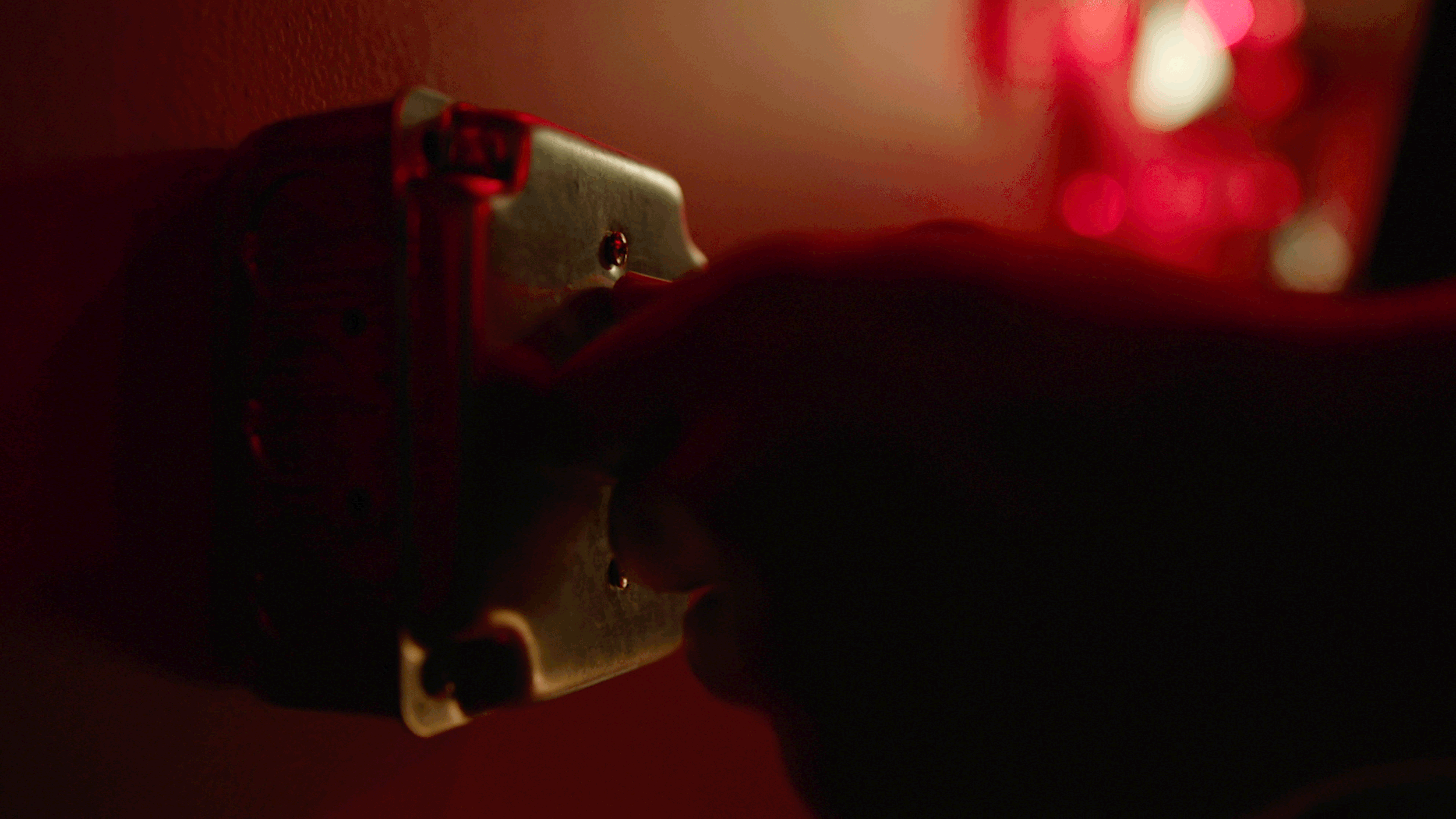 Lights Off.gif