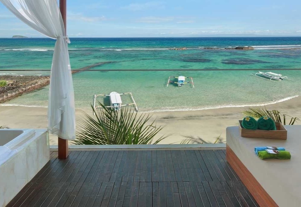 Luxury-Ocean-View-Suite_Web-Banner_3.jpg