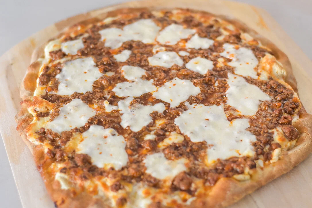 Bolognese Pizza — no one leaves hungry