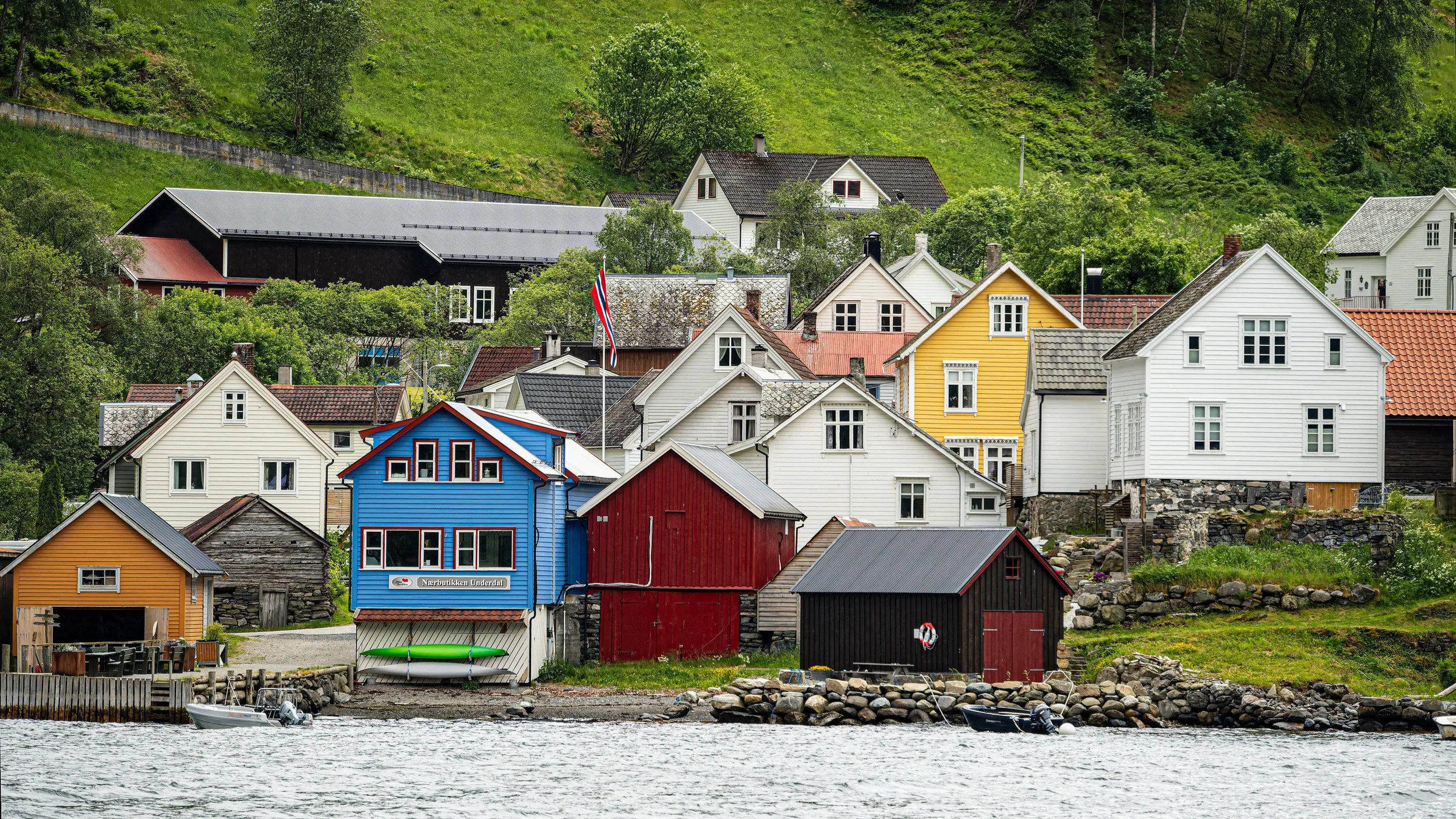 Flam fishing village4.jpg