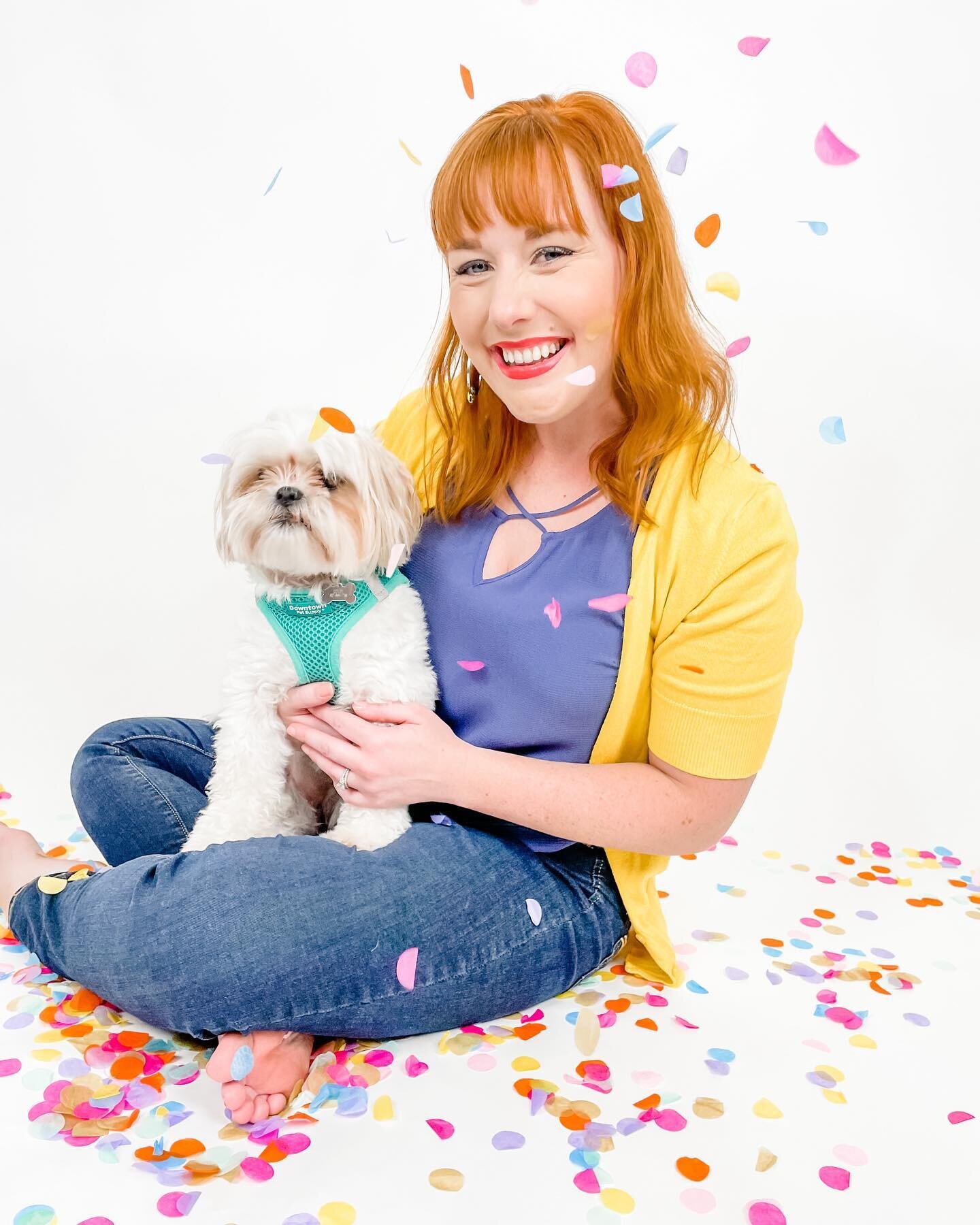 Hey, you! 🥳 It&rsquo;s my bday weekend and Mabel and I want to celebrate with you! 
⠀⠀⠀⠀⠀⠀⠀⠀⠀
So I&rsquo;m sharing the love with 25% off my Instagram Course for Realtors - IG Unlocked for Real Estate - this weekend only! 
⠀⠀⠀⠀⠀⠀⠀⠀⠀
Inside IG Unlocke