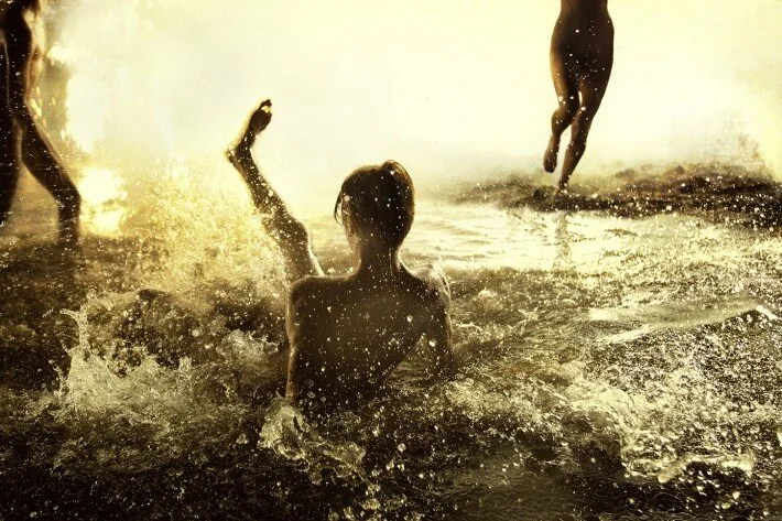 Klat_Ryan_McGinley_Flash_Flood_Gold-710x473.jpg