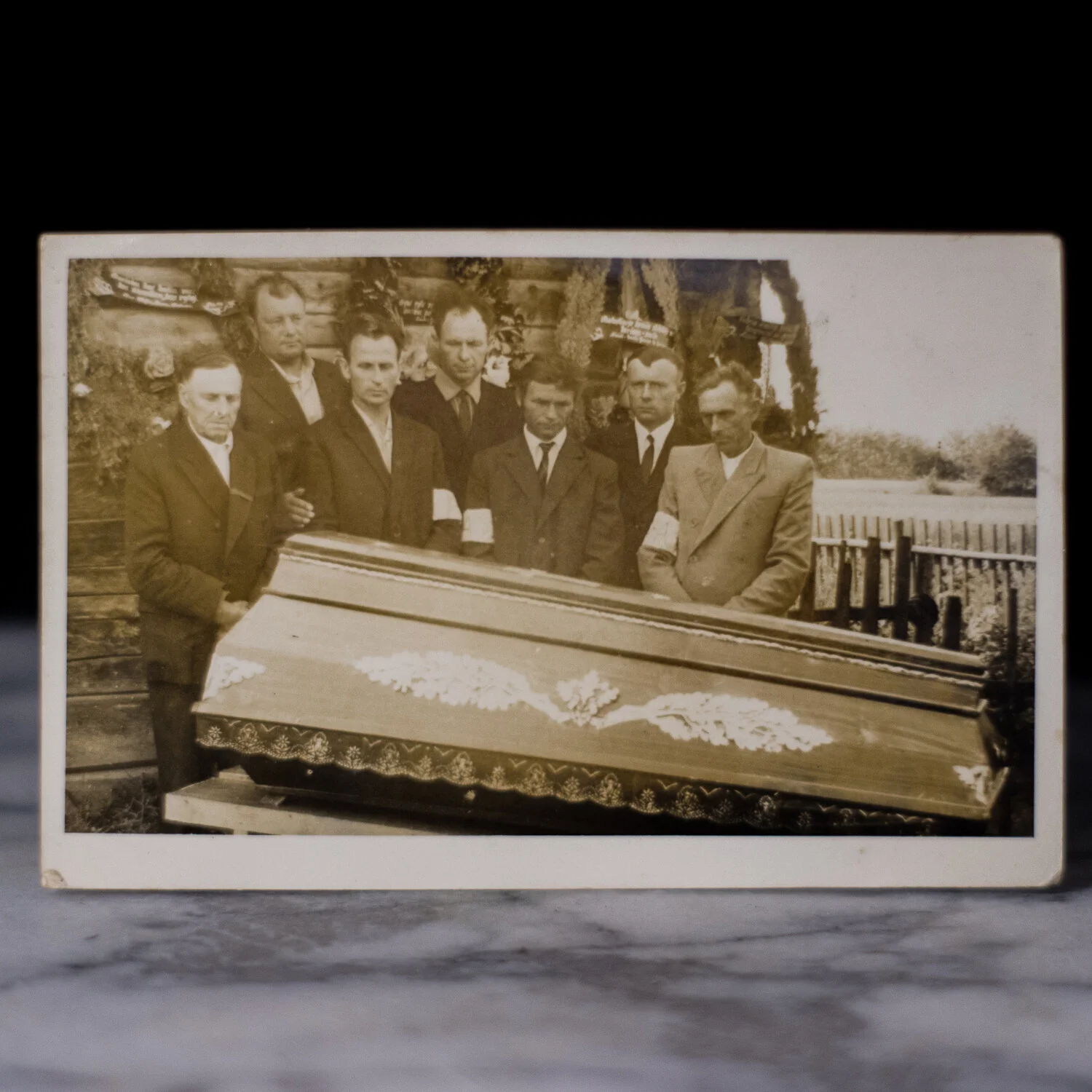 FCAEE49C-D0D4-45E3-9645-B2AE8375E50E