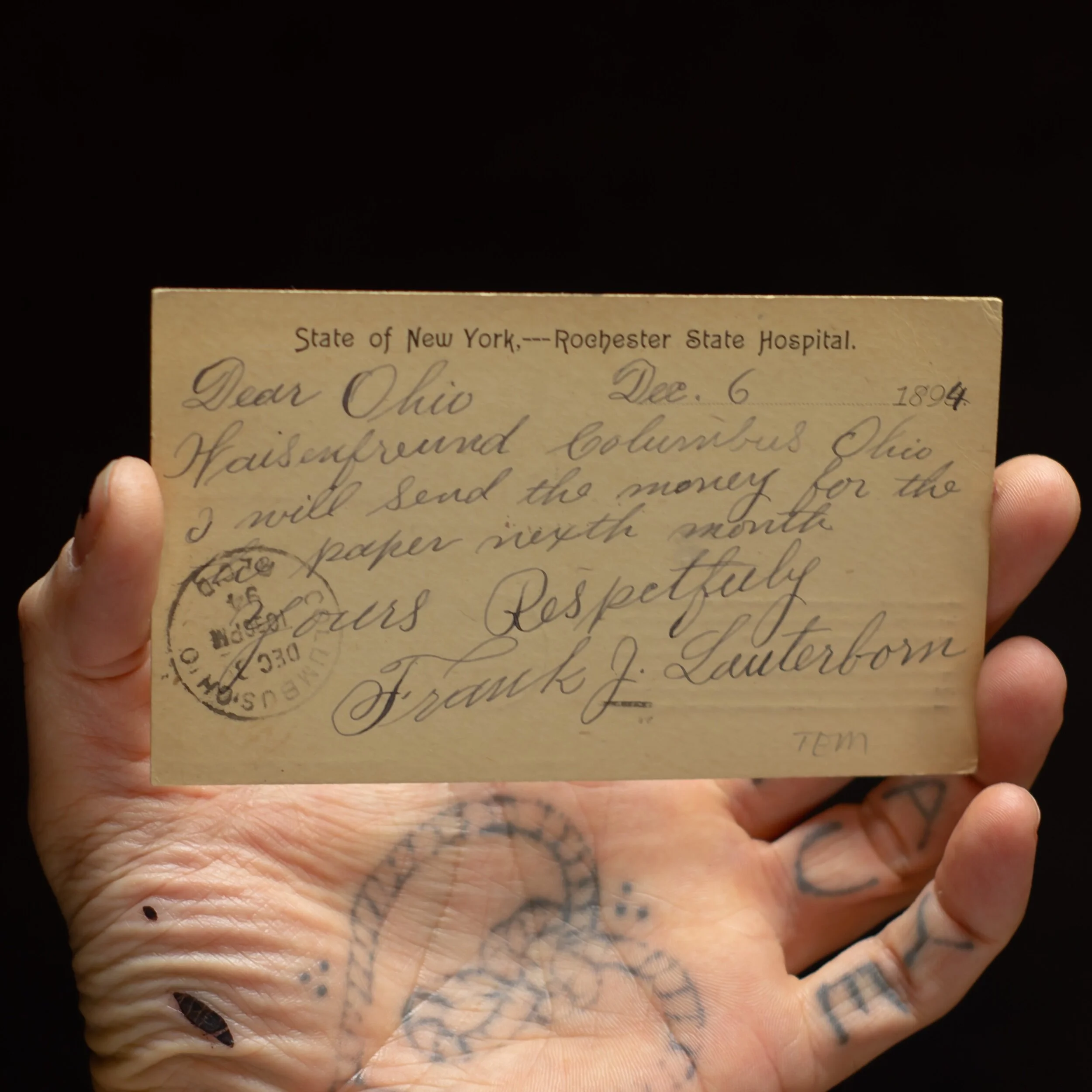 25FBB4D1-33E1-4D47-BBFF-2F2F555B2A4F