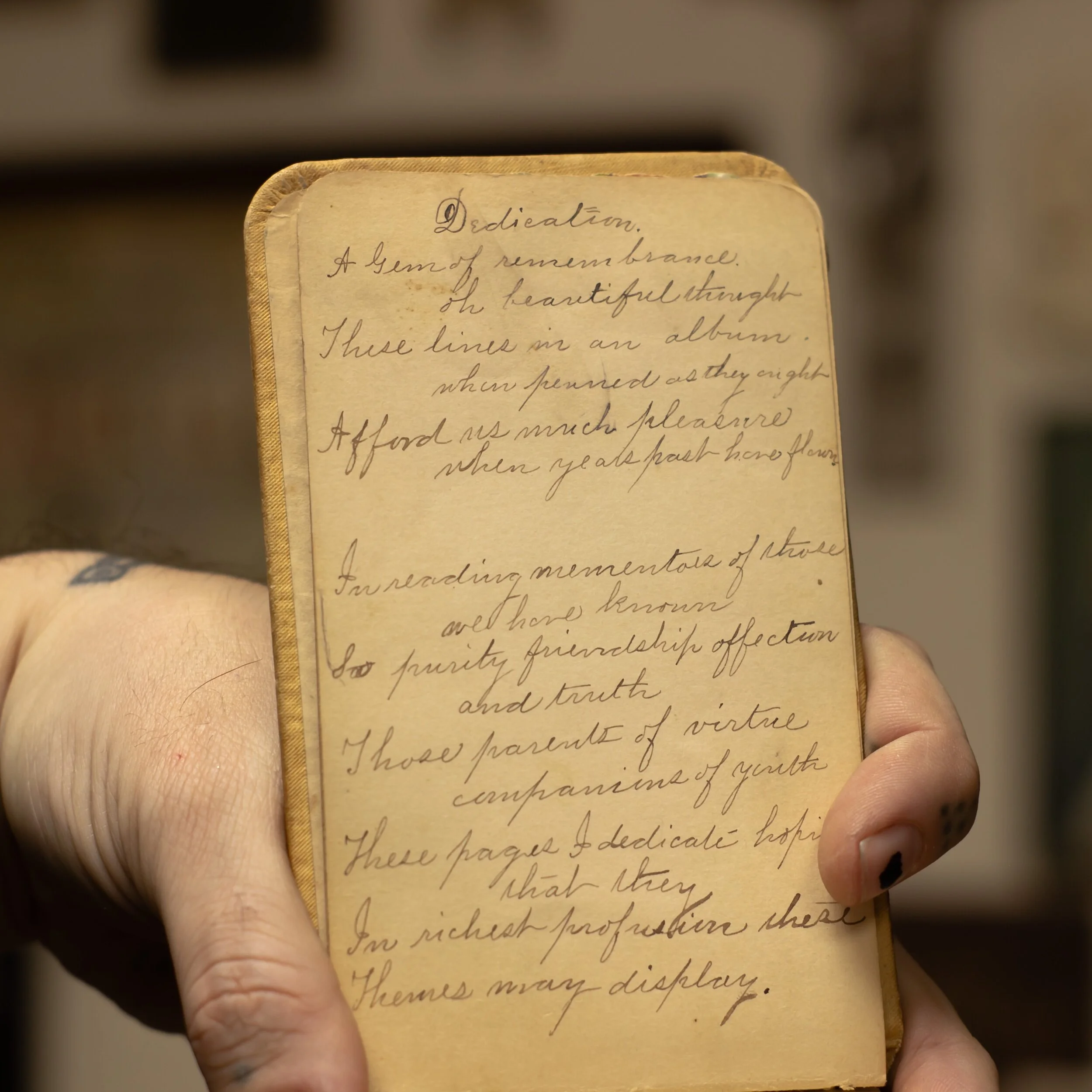 5718A718-5533-4E9F-A89D-7563C14BC499