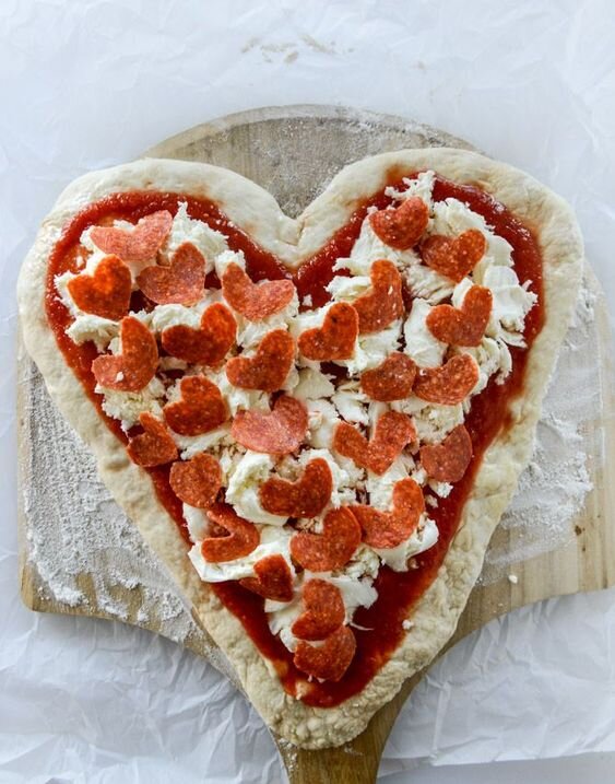 heart shaped pizza.jpg