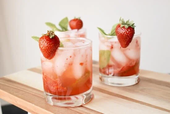 strawberry mojito.jpg