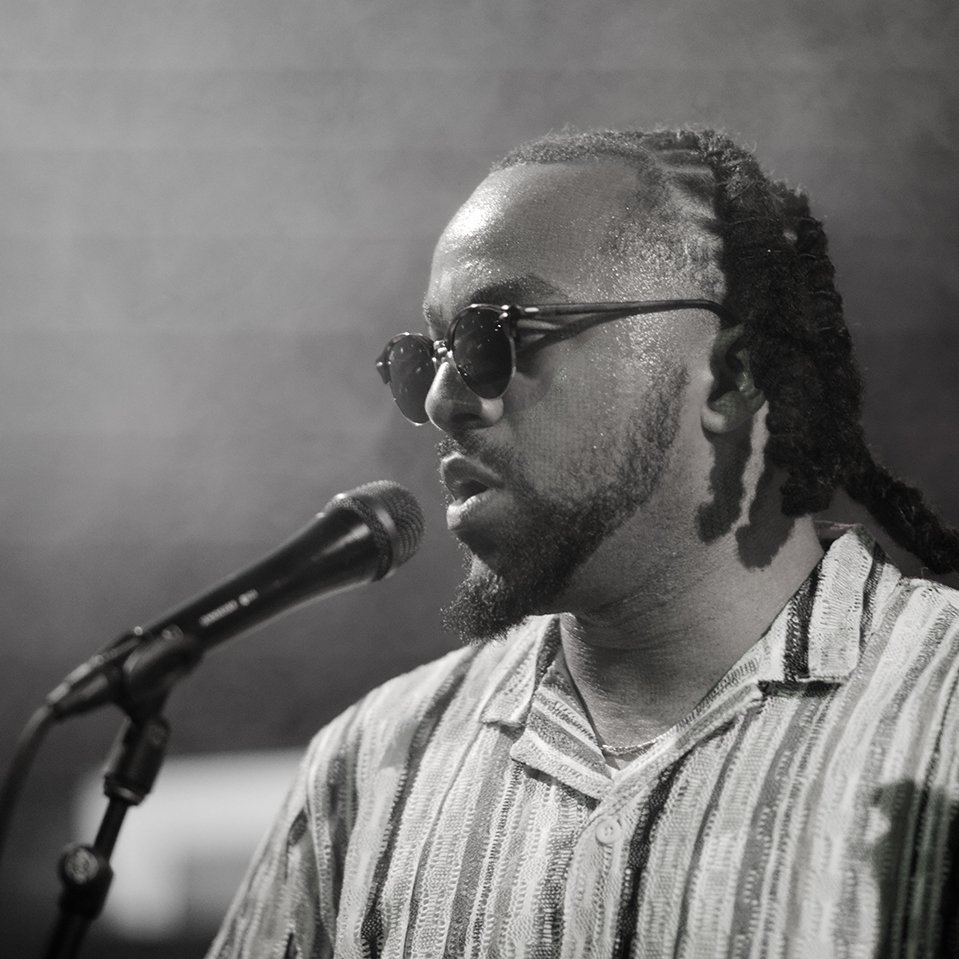 <b>Wavy Josef</b>