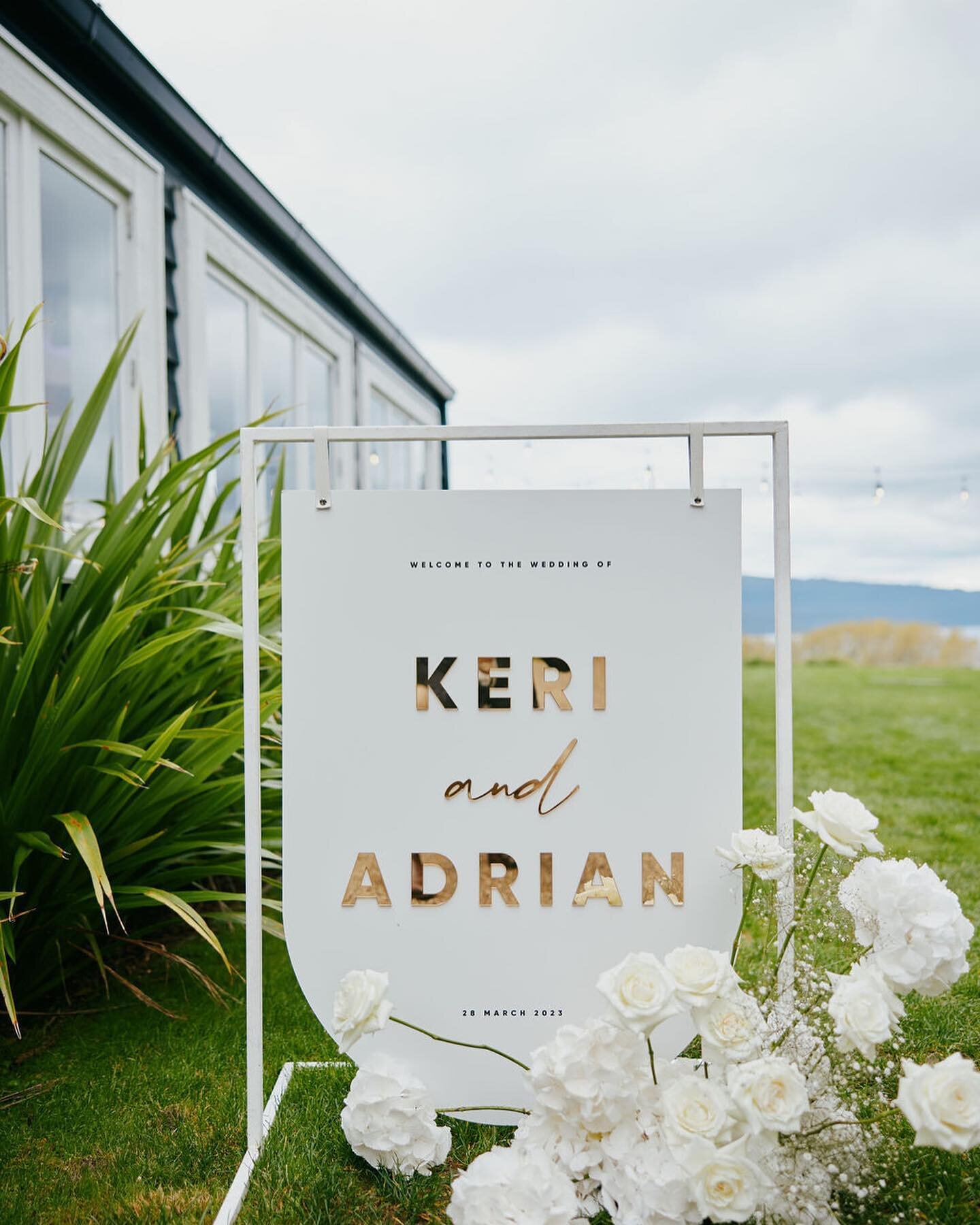 A few snaps from K &amp; A&rsquo;s special day! We loved seeing this amazing day come together!
So much love, tears and overall memorable day!

Photographer @jonnyscottphoto 
Venue @theblackbarnlaketarawera 
Florist @asterandbloom 
Catering @nobiggie