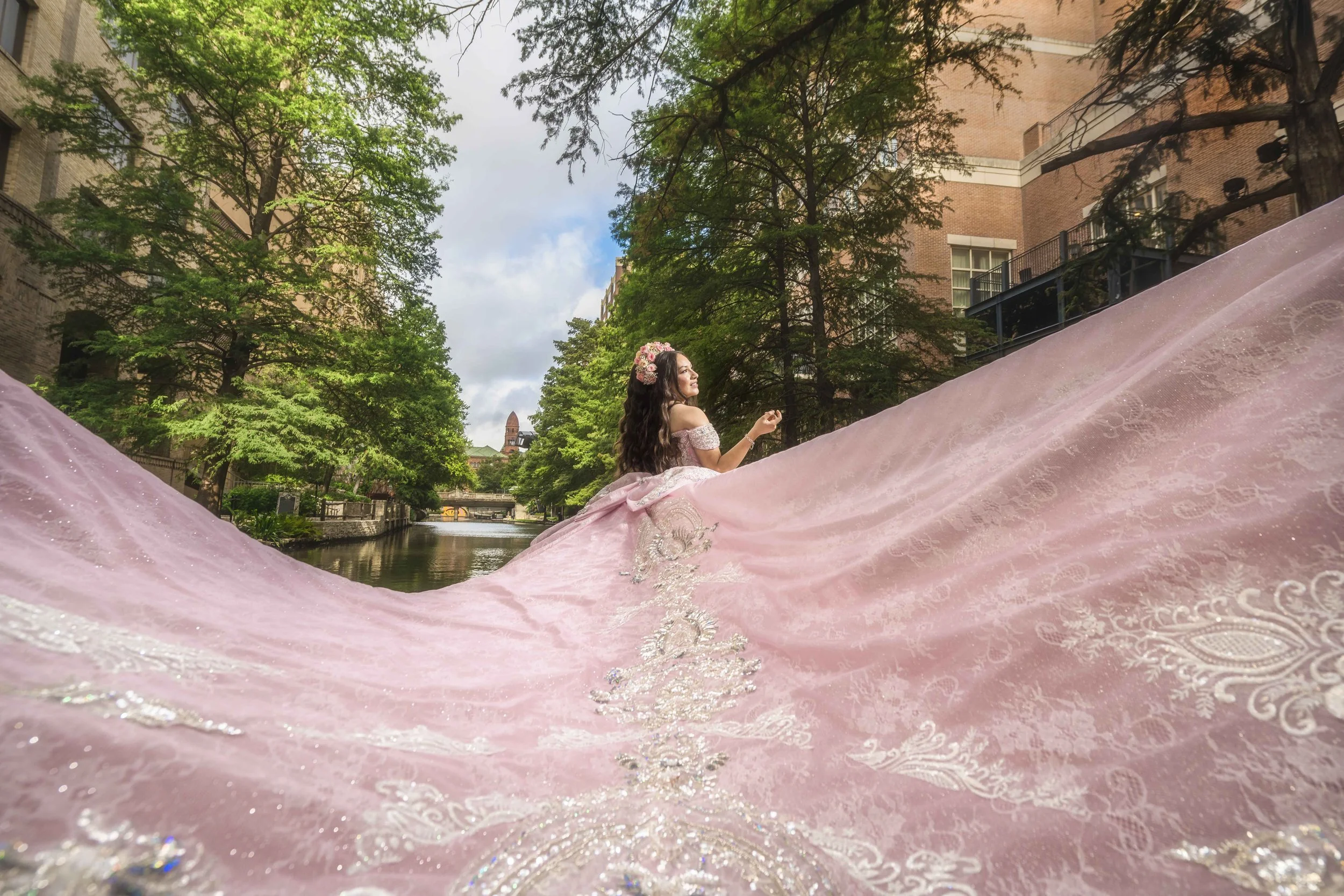 SANANTONIO_QUINCEANERA_PHOTOGRAPHER_PRECIOSABRIDAL_0312 copy 2.jpg