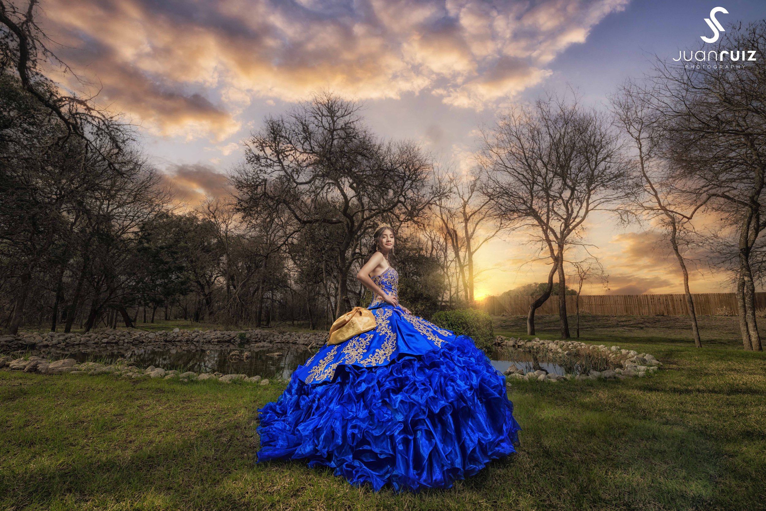 austinquinceaneraphotographersaudrey_0799_Edit copy 2.jpg