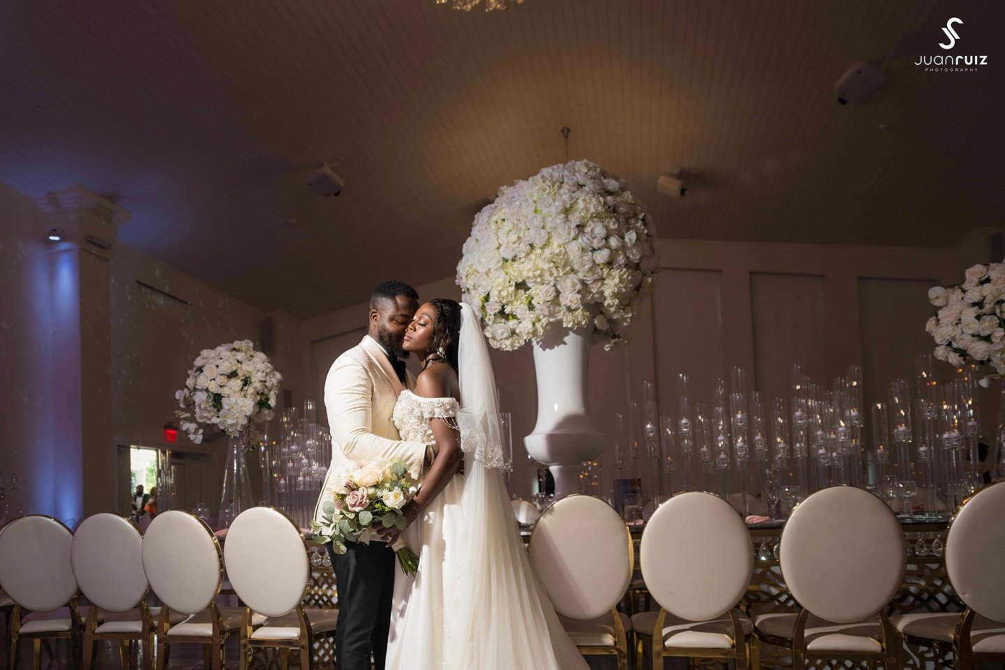 The most important day of your life deserves to be remembered forever. Let us help you preserve those perfect moments.