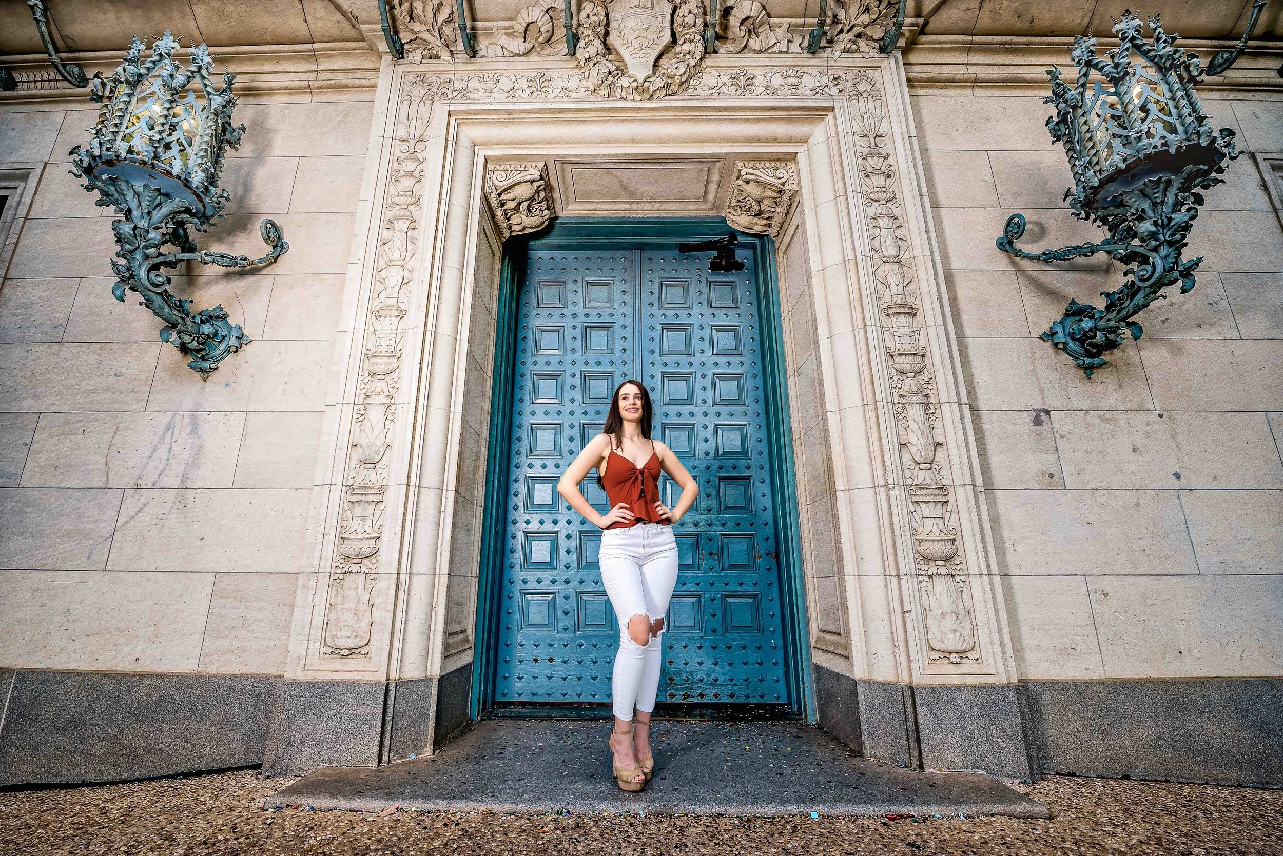 -austintexasseniorpictures200601148-Edit copy.jpg