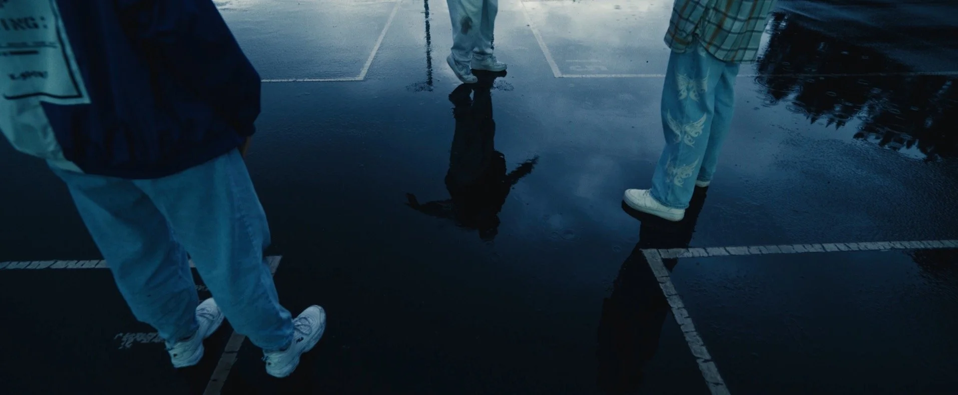 MAAS_LATITUDES_WINDOW_ONLINE 01.00_03_34_08.Still015.jpeg