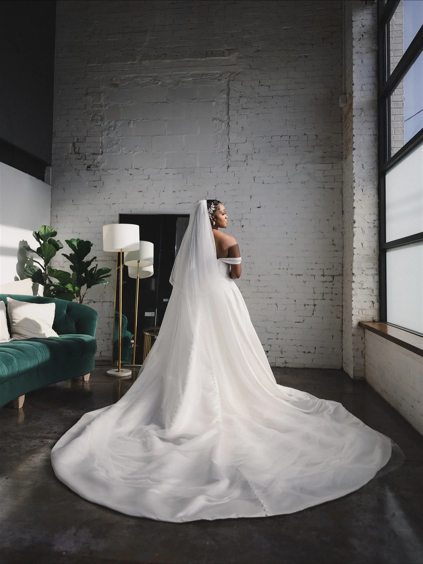 Moments in Time.
📸: @nativ.lens 
&hellip;
Wedding planner : @vanessahaywardevents
Cinematography: @tristianb_
Photography: @nativ.lens
Venue: @haus820 
Florals: @royaleventsandservices
MUA: @stenzabeauty
Hairstylist: @thebraidersclub_
DJ: @boweezy30