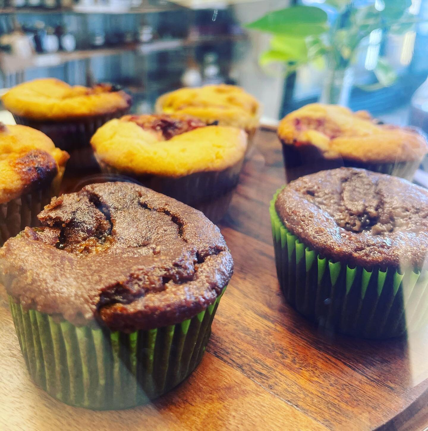 Vegan &amp; Keto Muffins available this lovely Saturday morning. Come grab one with a cafecito this morning. 

Always Organic, Grain &amp; Gluten Free. 

Organic Grain &amp; Gluten Free Bakery 
Immune System Support Caf&eacute; 
✊🏽Celiac Friendly 🤟