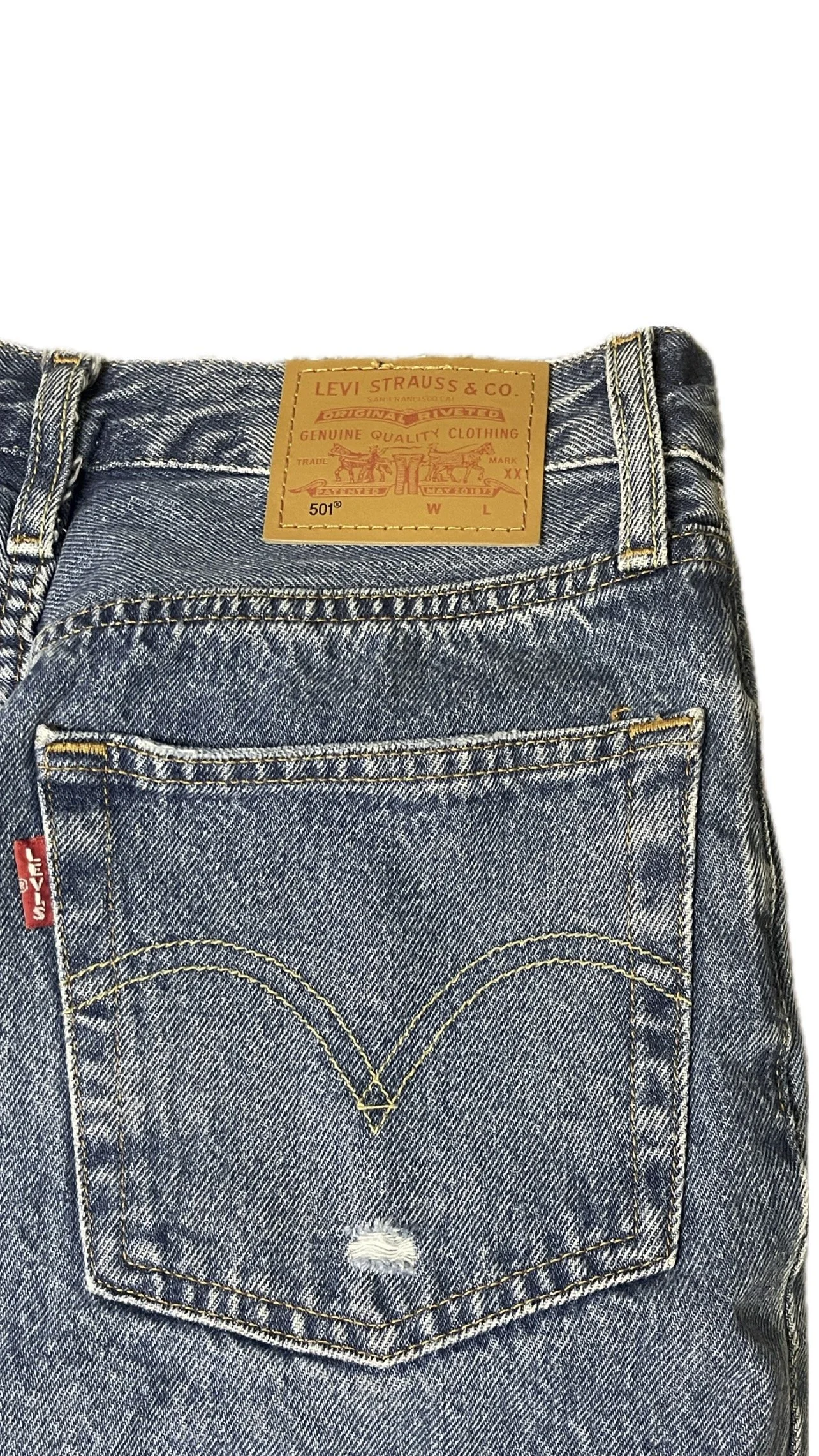 2025 Levis.jpg